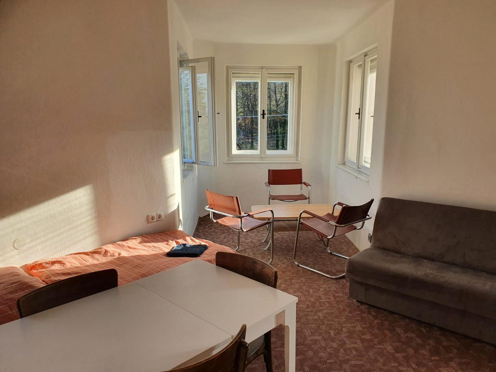 Basic Triple Room - Photo 3