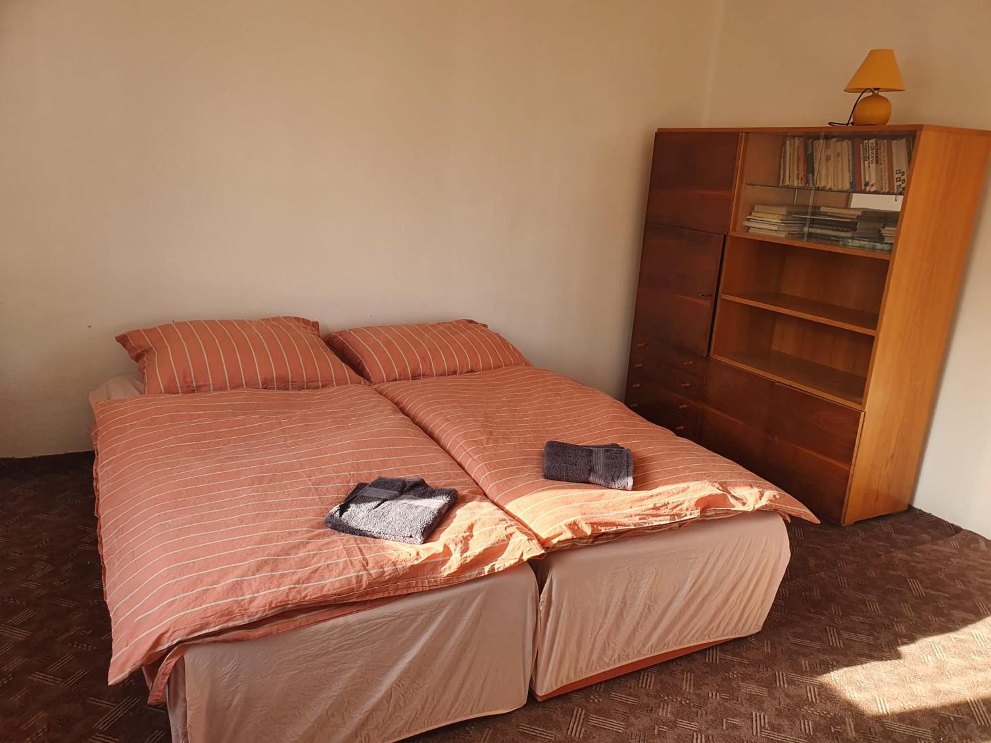 Basic Triple Room - Photo 1