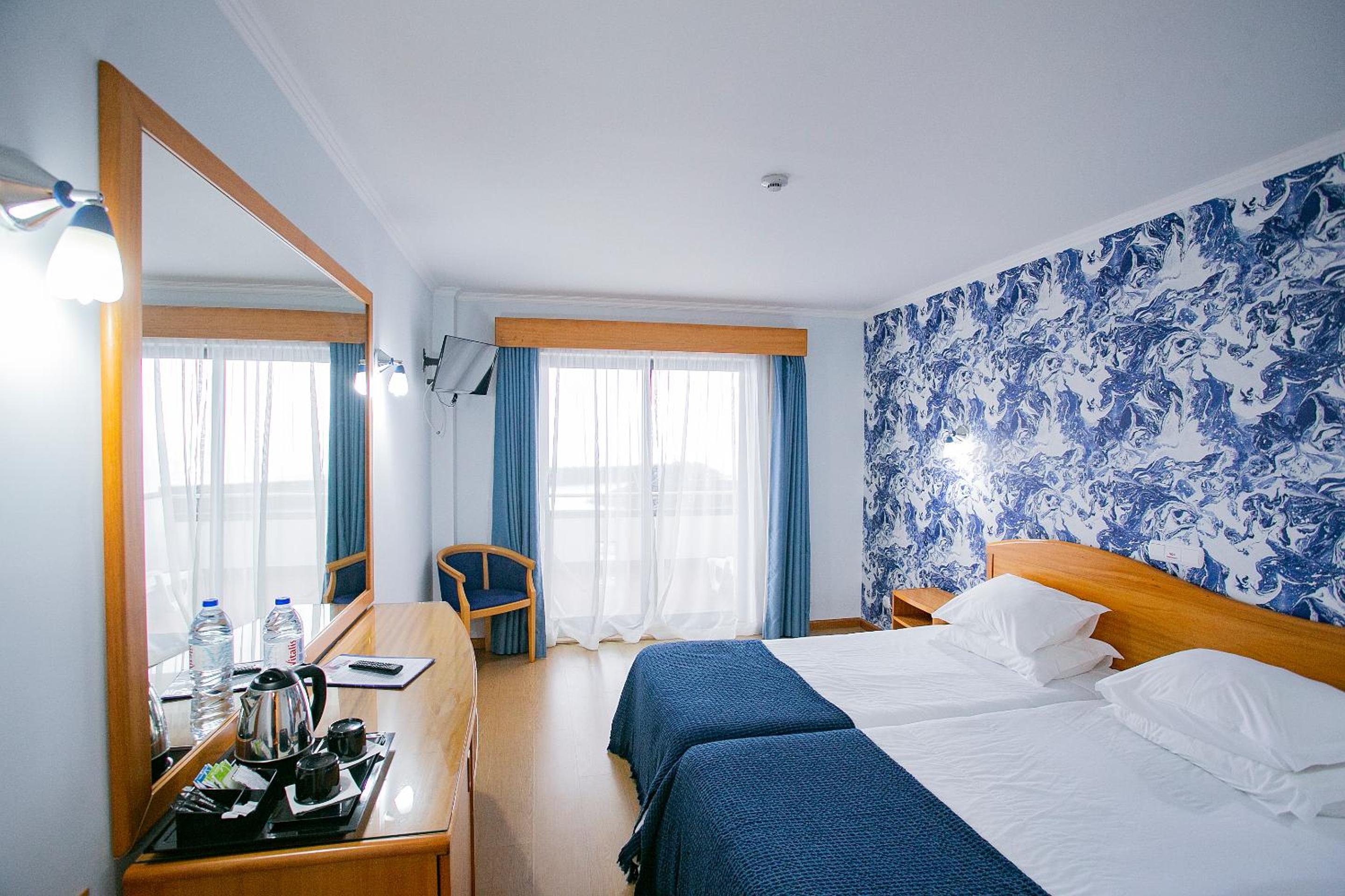 Twin Room with Sea View - Photo 1