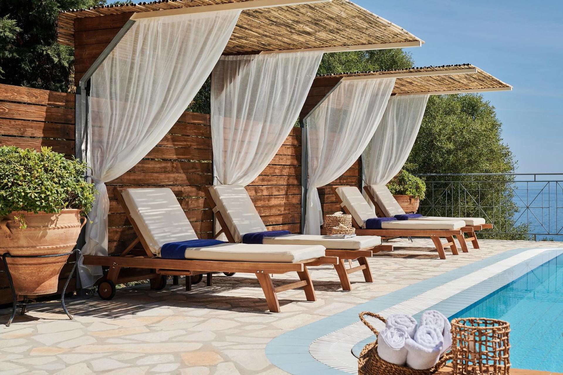 Superior Two-Bedroom Villa with Sea View photo 3
