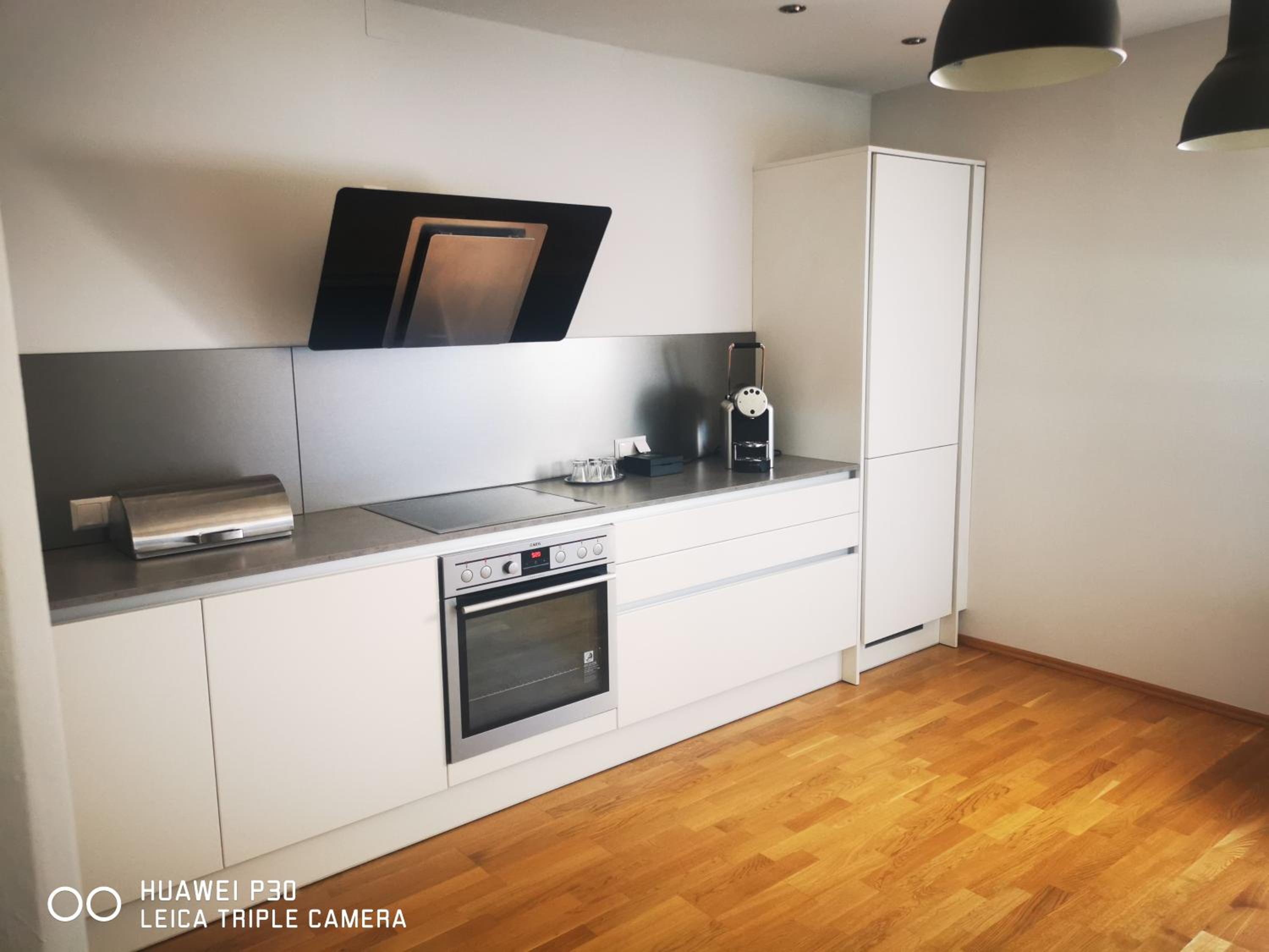Two-Bedroom Apartment - Photo 5