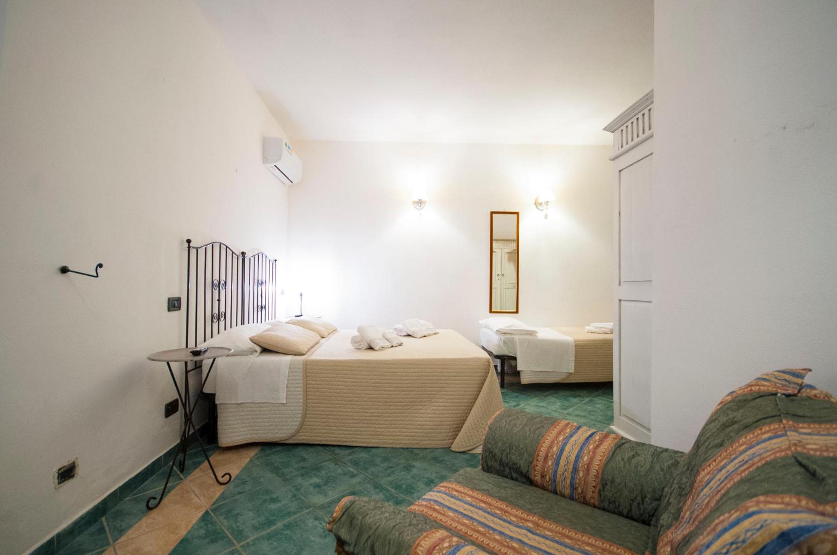 Comfort Triple Room - Photo 3