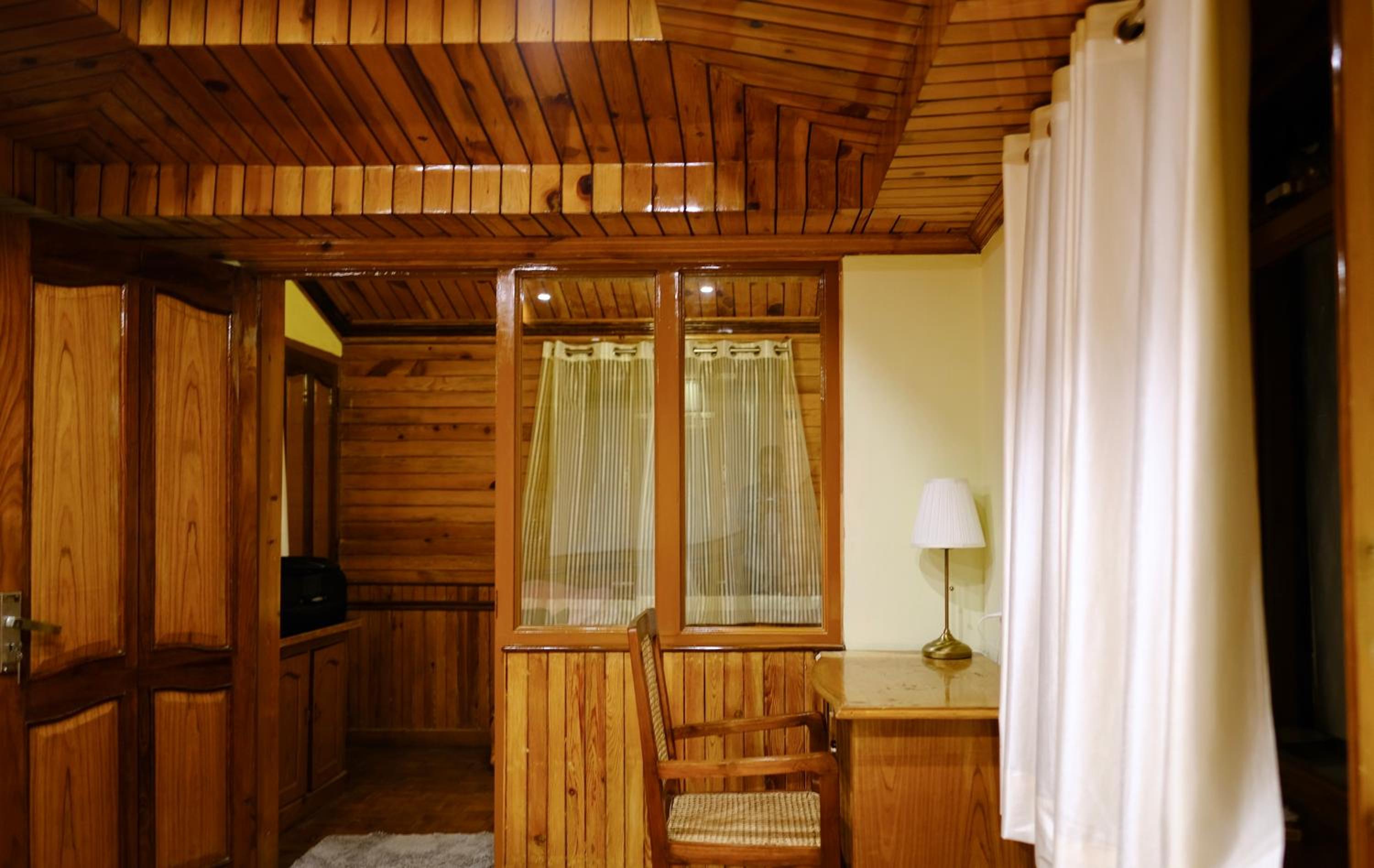 Three-Bedroom Cottage photo 2