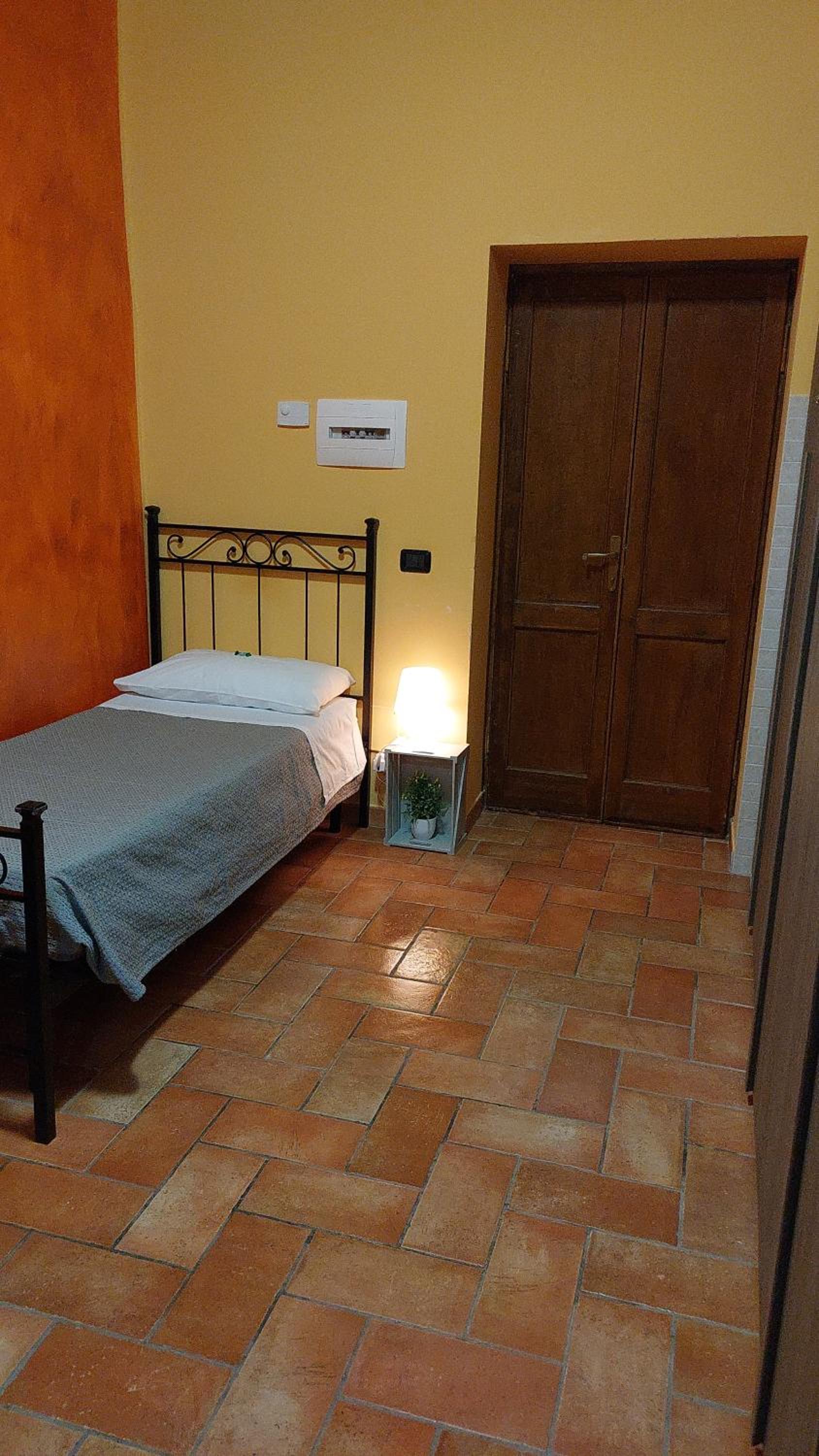 Triple Room with Private Bathroom - Photo 1