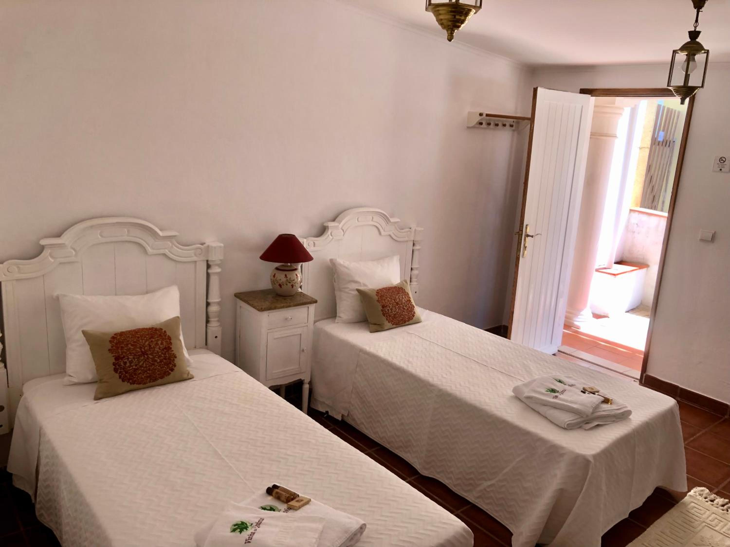 Small Twin Room photo 3