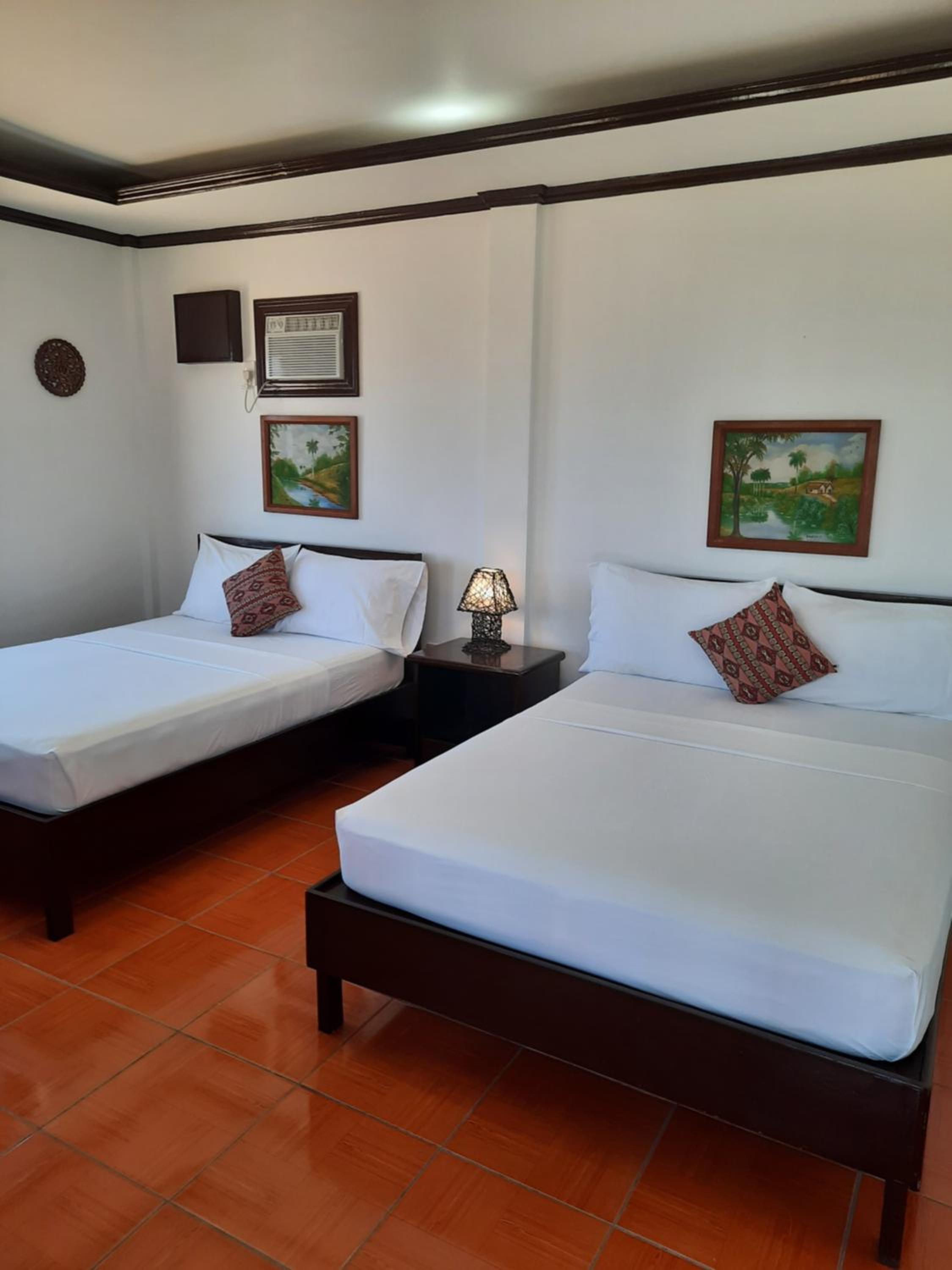 Superior Beachfront Bungalow - Photo 2