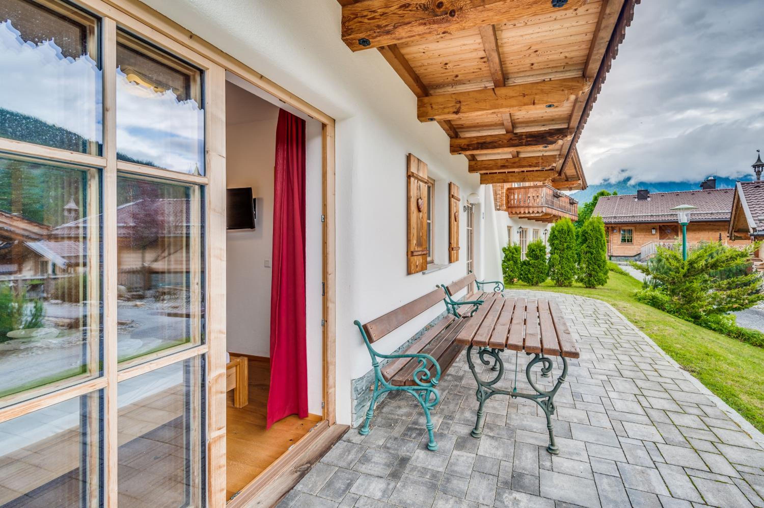 Superior Chalet photo 2