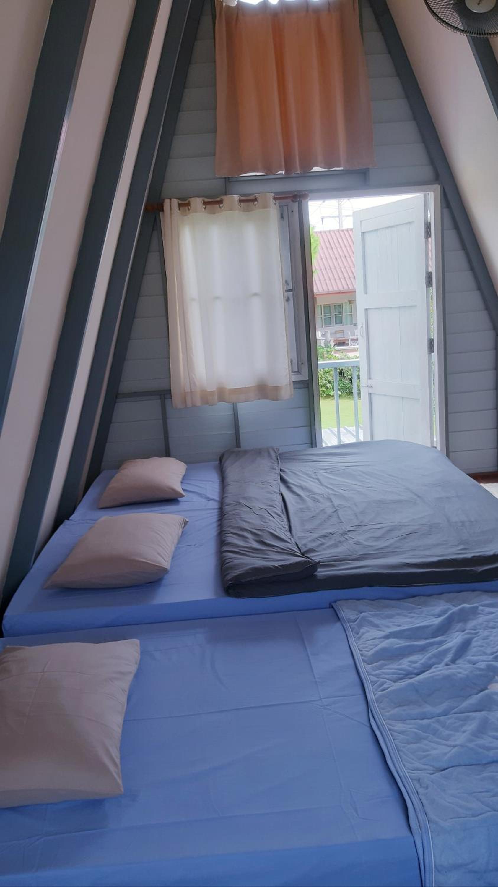 Two-Bedroom Bungalow - Photo 6