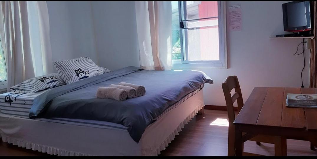 Two-Bedroom Cottage - Photo 6