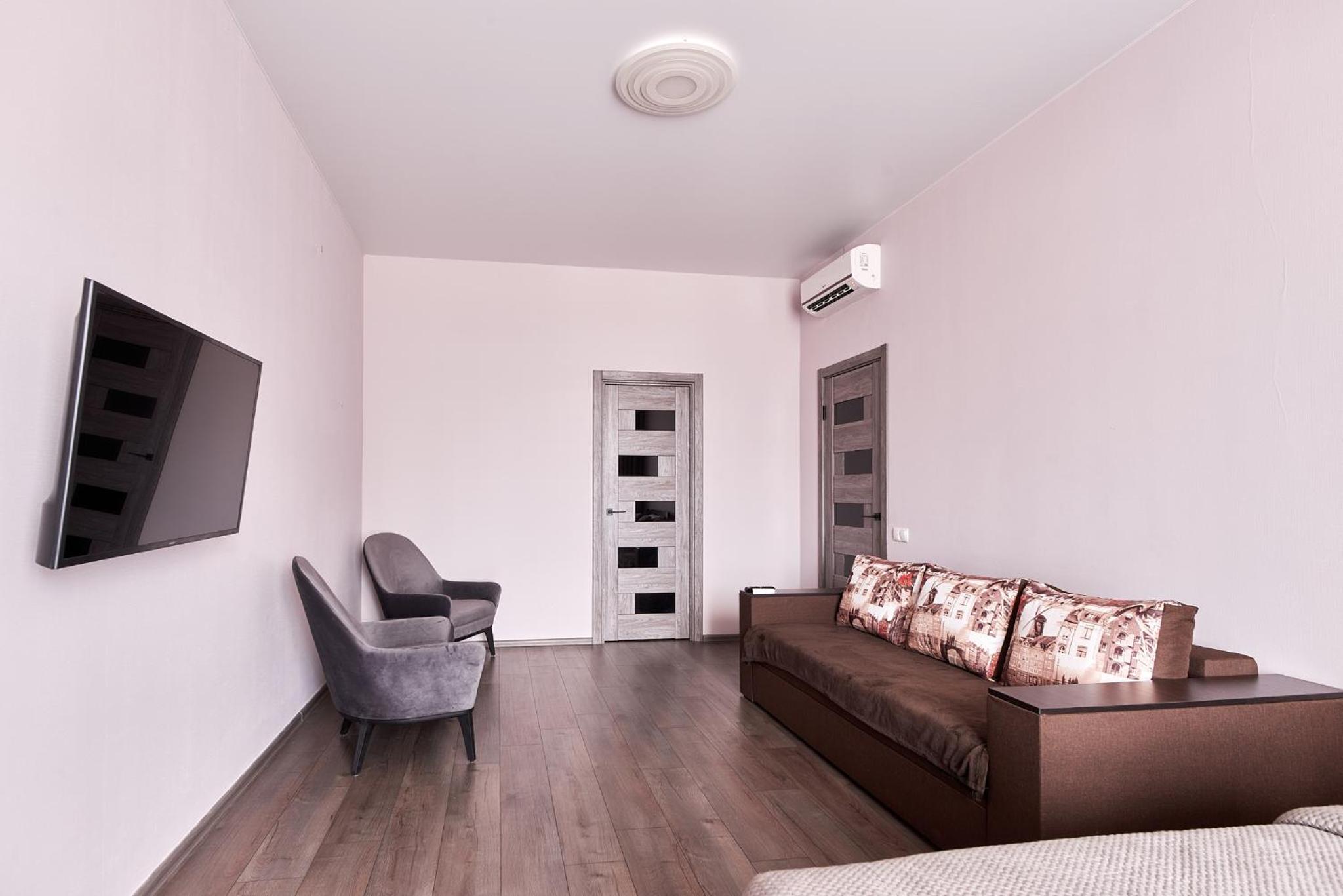 One-Bedroom Apartment photo 3