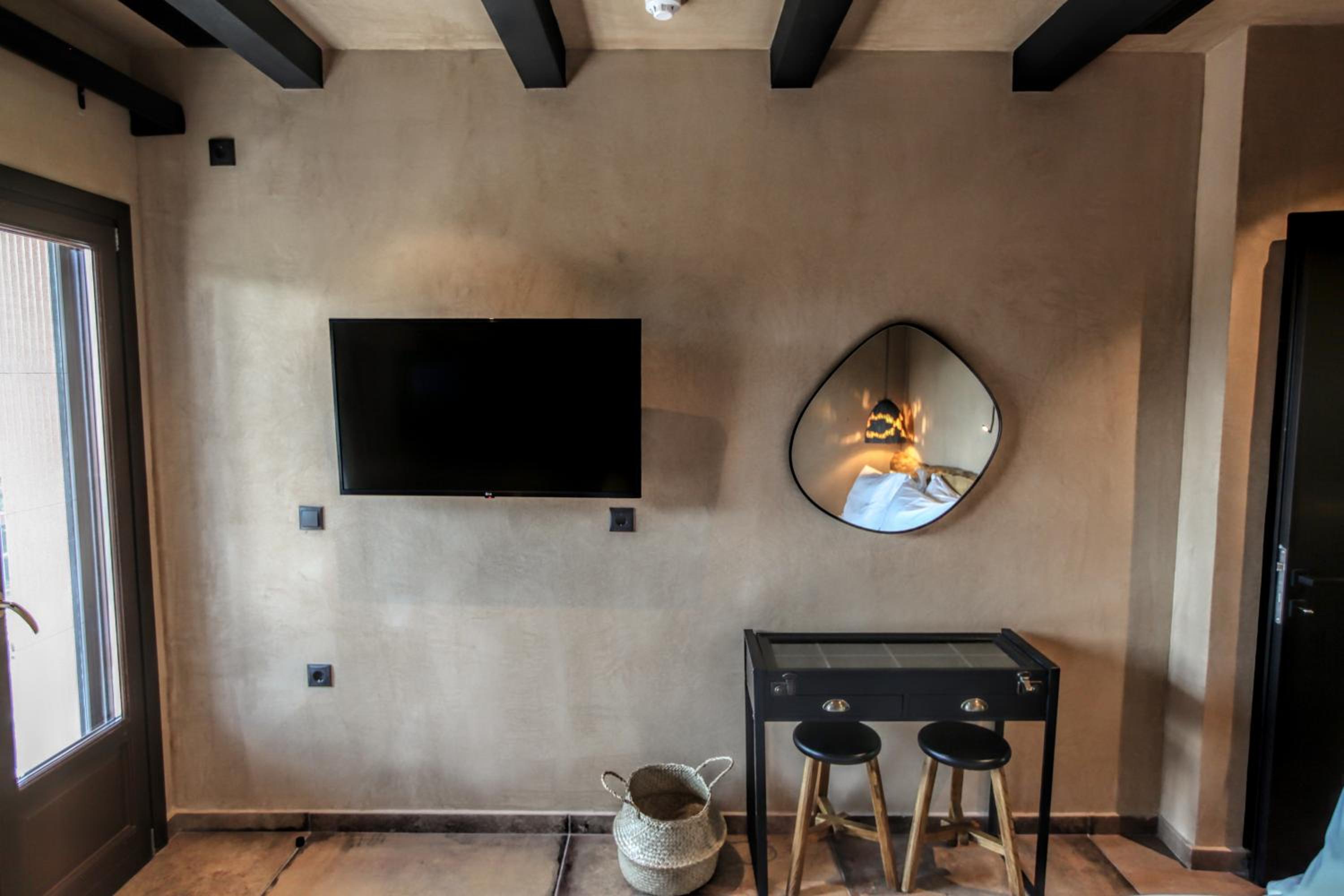 King Suite - Photo 19