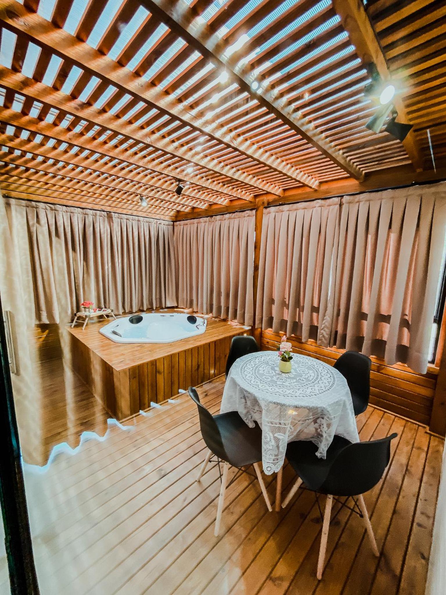 One-Bedroom Chalet - Photo 35