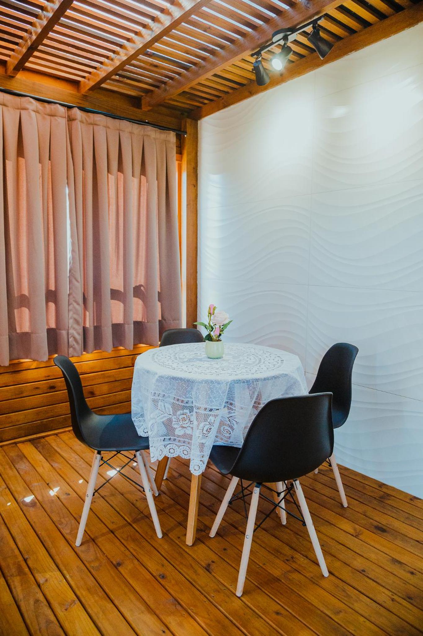 One-Bedroom Chalet - Photo 11