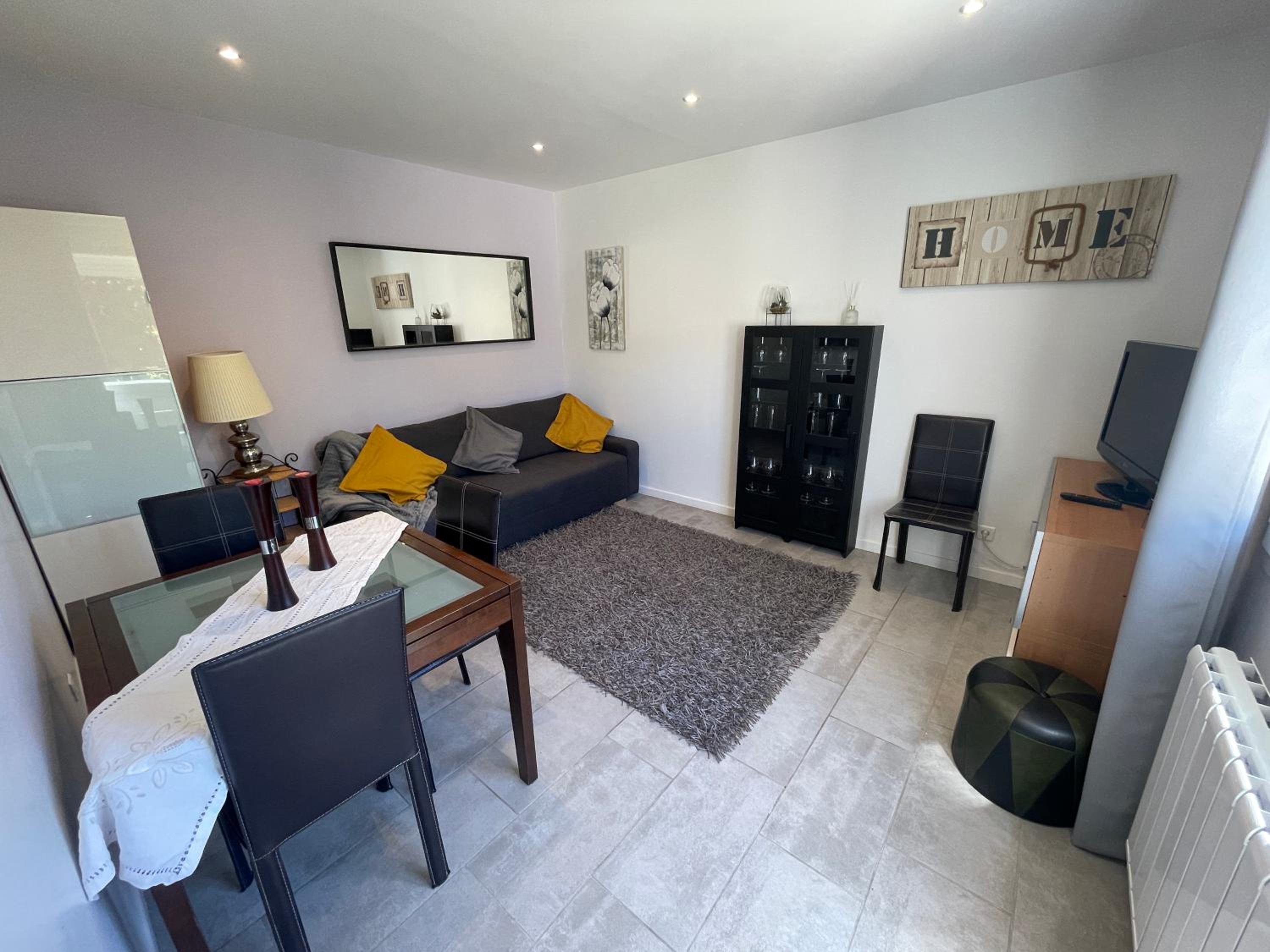 Three-Bedroom House photo 1