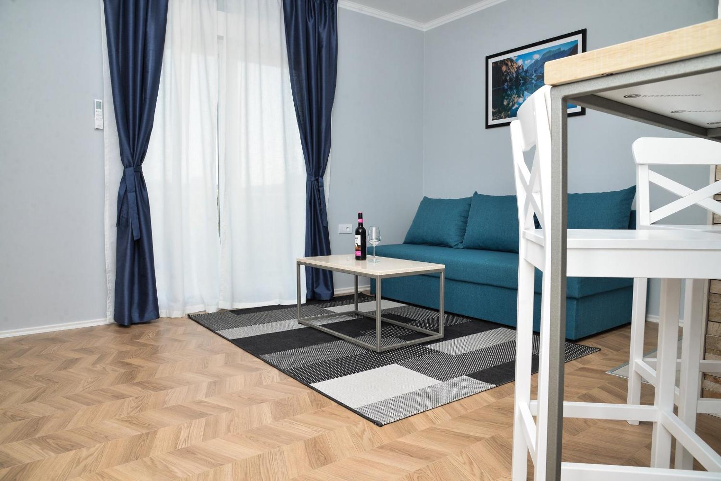 One Bedroom Apartment with Balcony - Photo 19