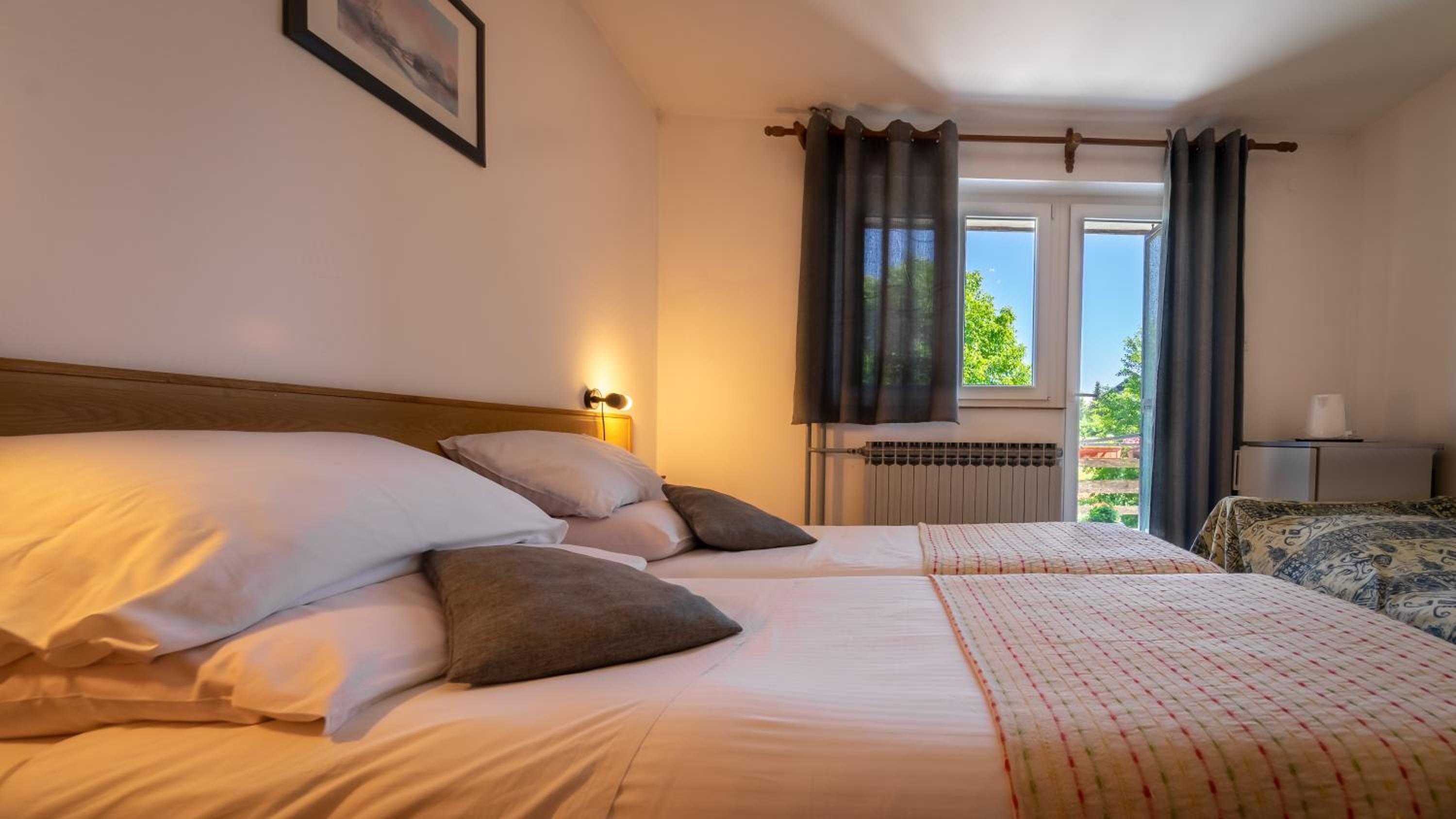 Standard Double or Twin Room with Garden View - Photo 1