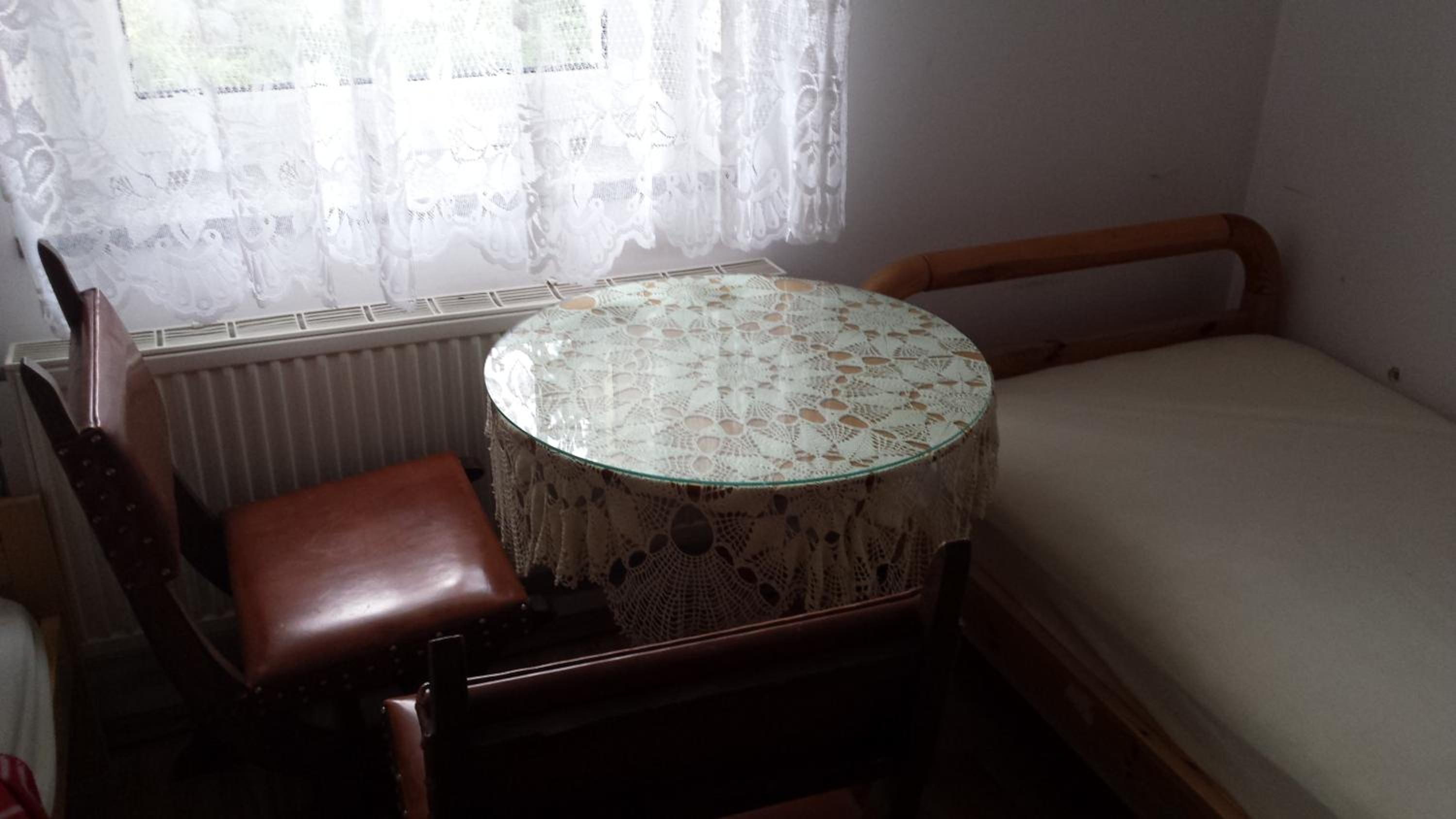 Small Single Room photo 2
