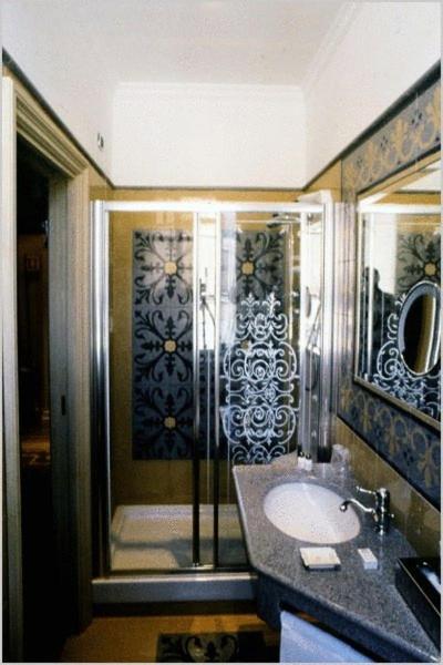 Double or Twin Room photo 2