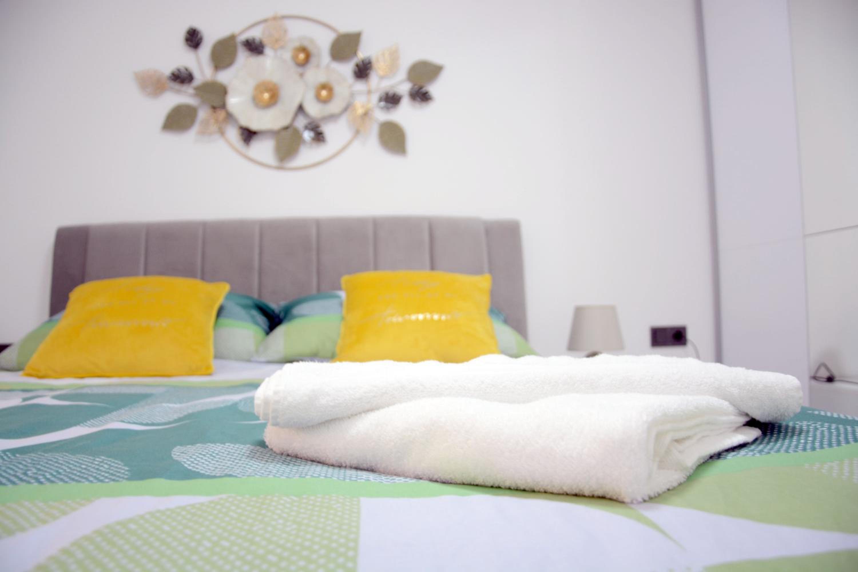 Two-Bedroom Apartment - Photo 20