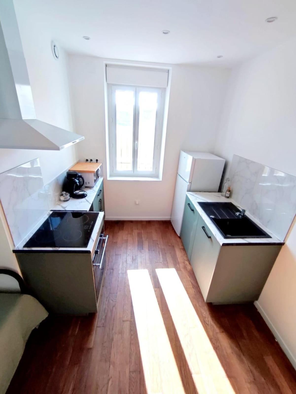 Two-Bedroom Apartment - Photo 4