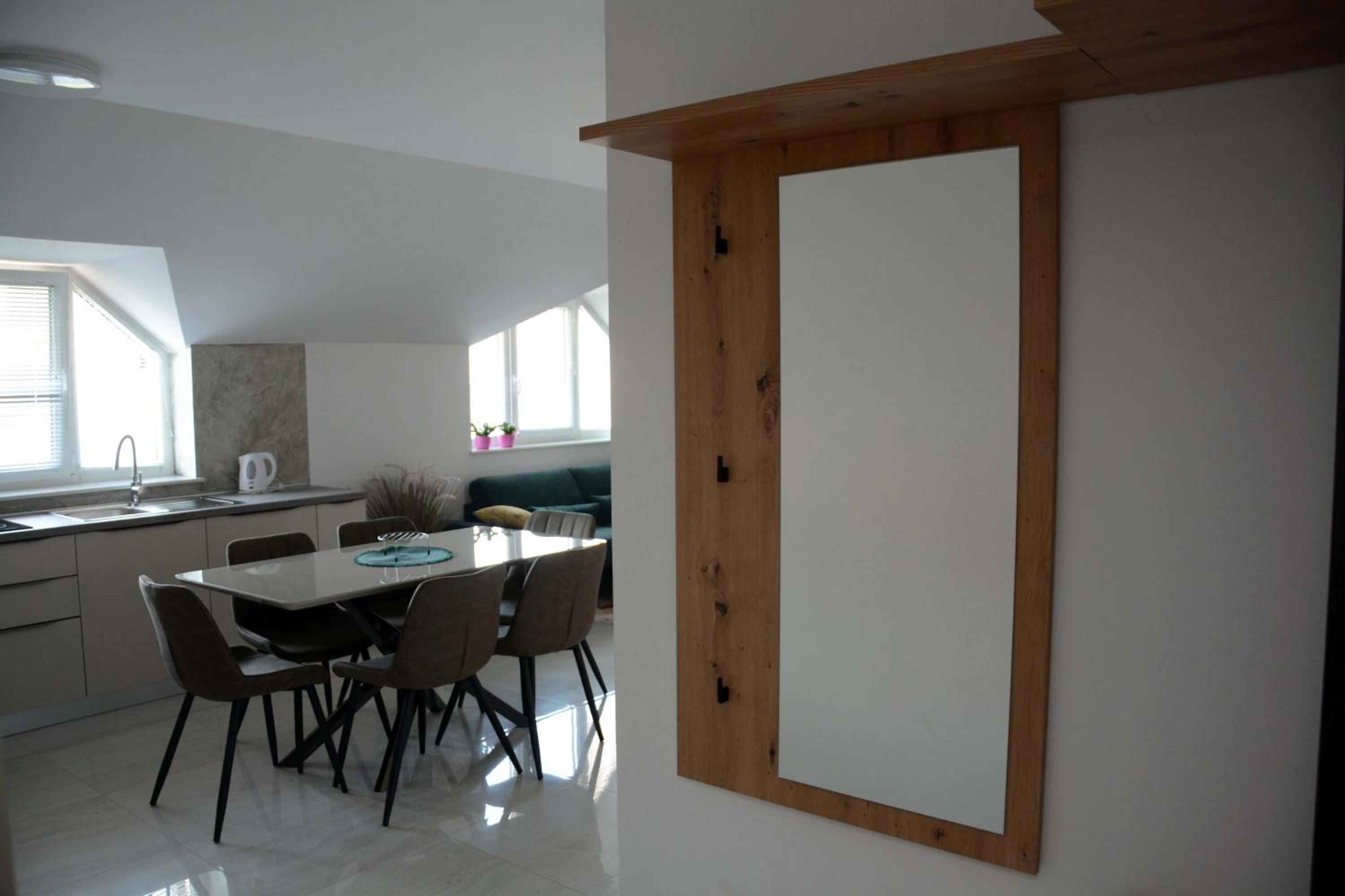 Three-Bedroom Apartment - Photo 18