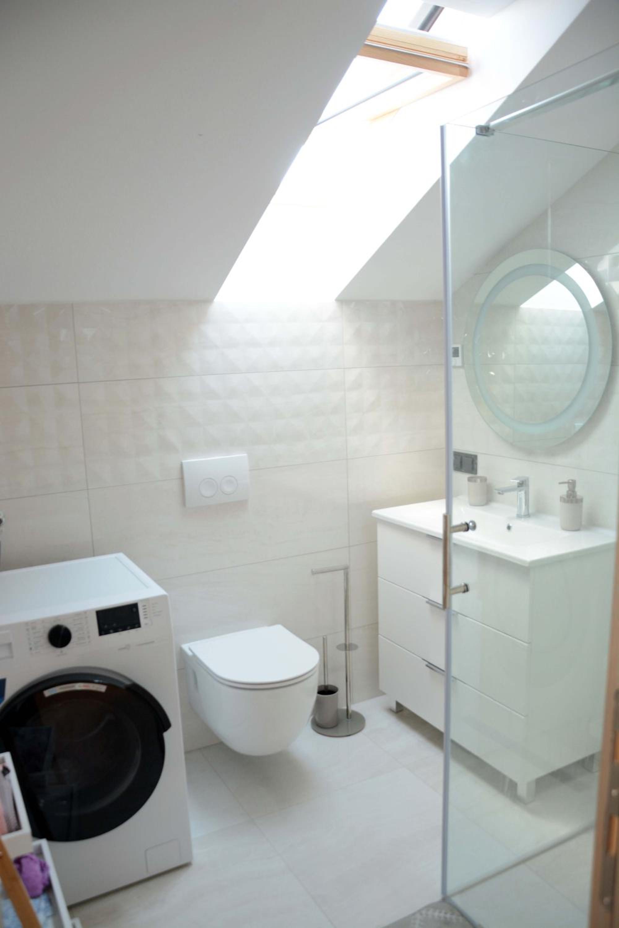 Three-Bedroom Apartment - Photo 24