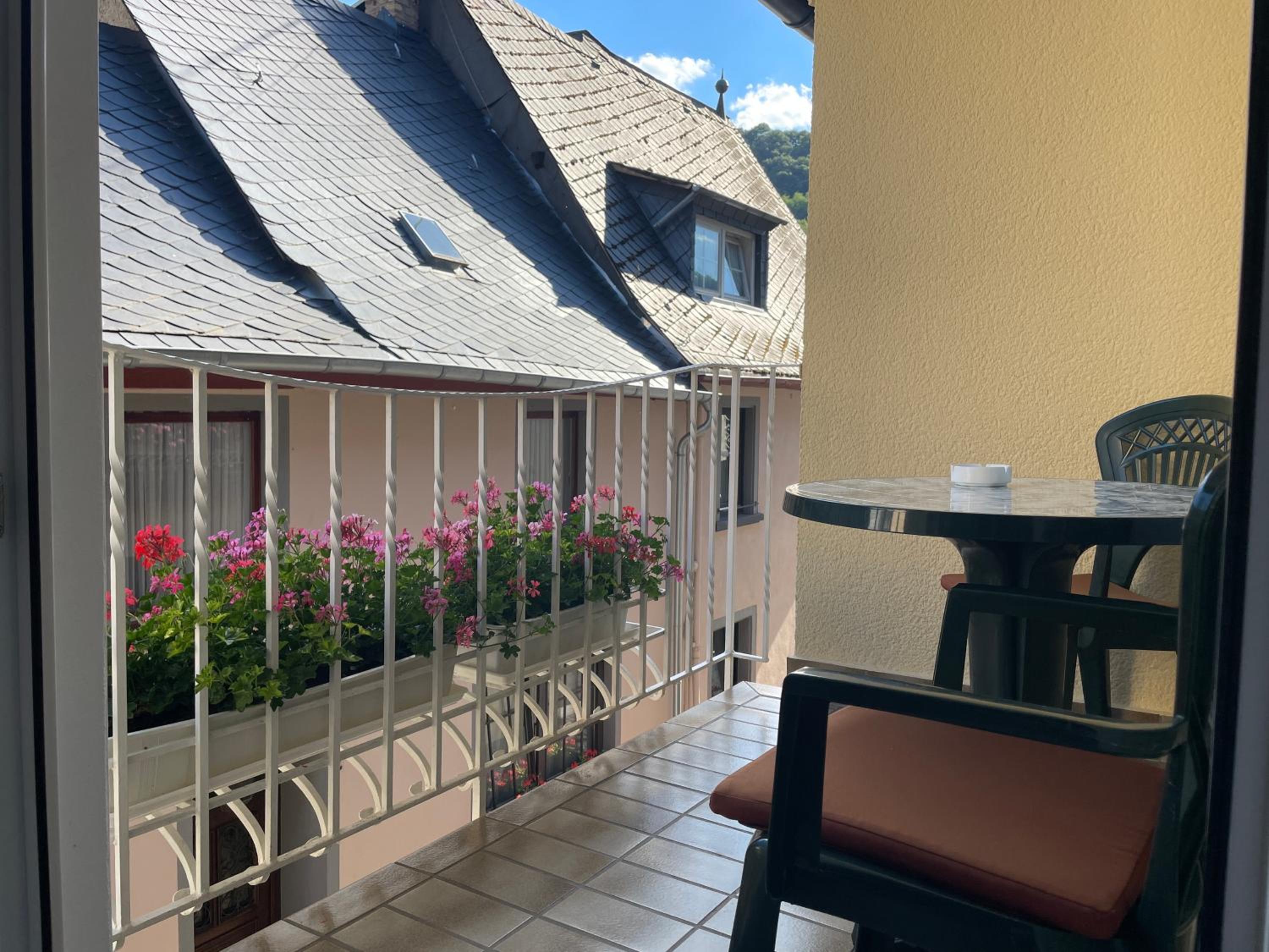Double Room with Balcony photo 2
