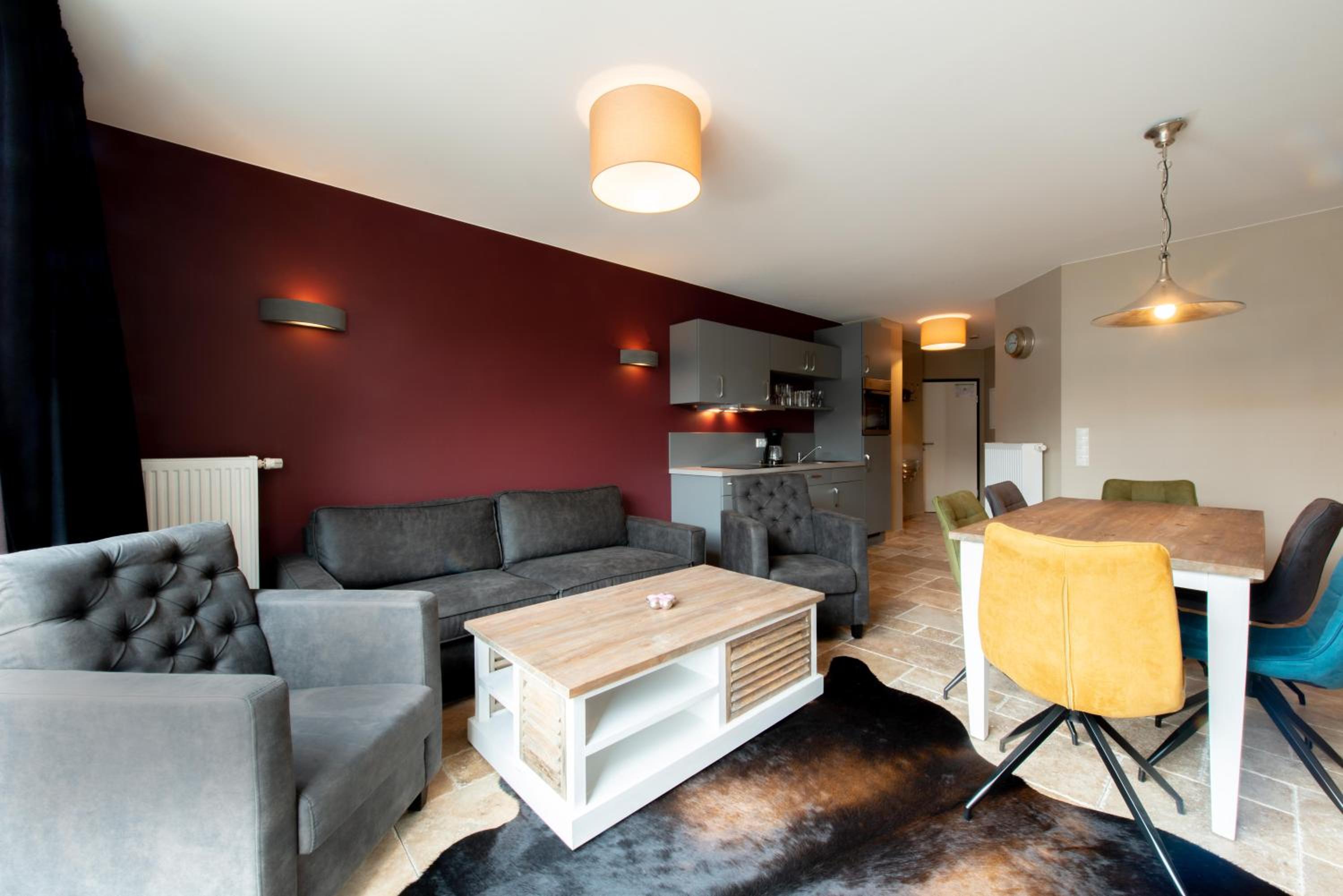 Three-Bedroom Apartment - Boarding House
