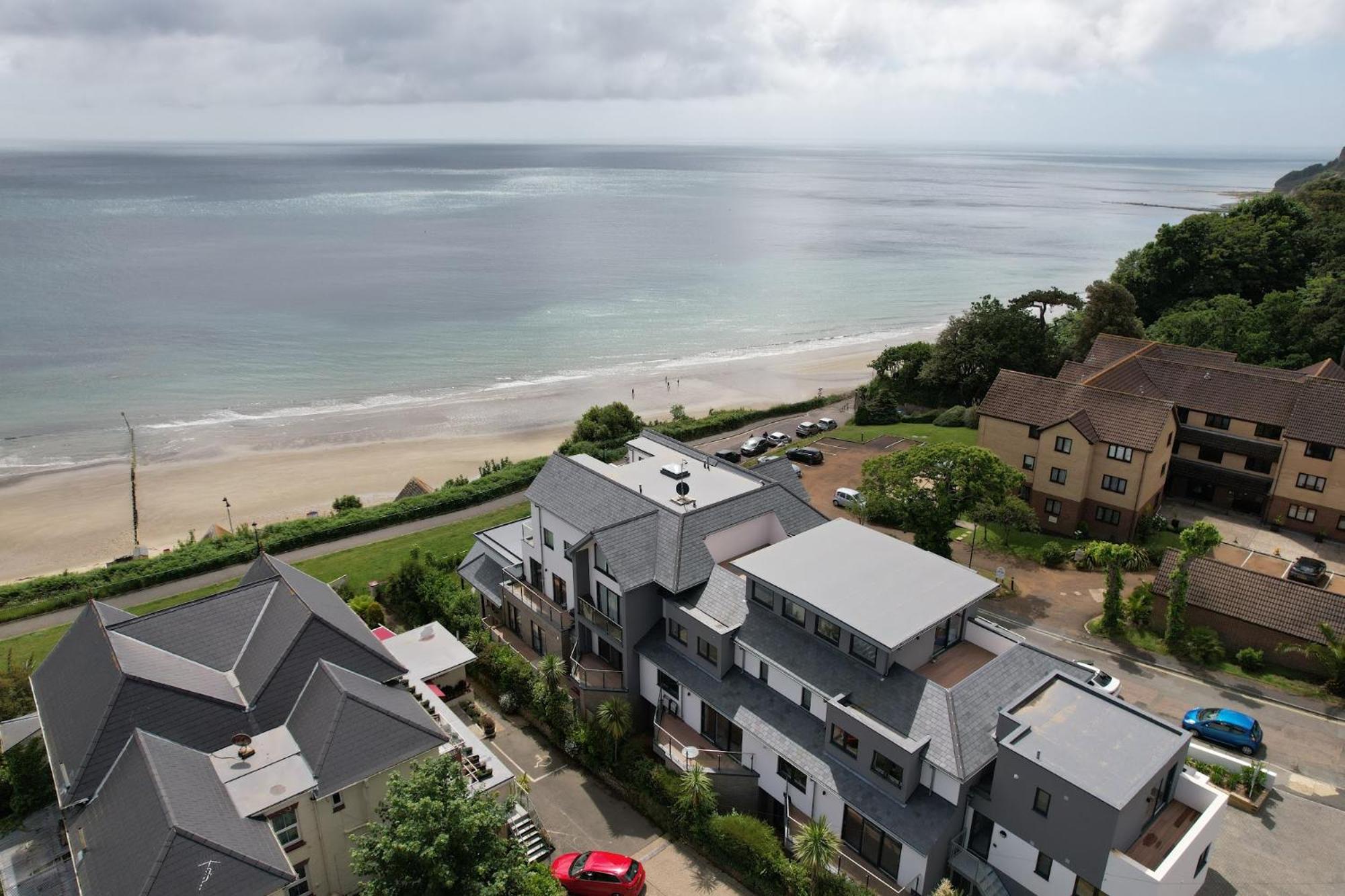 Apartment with Sea View photo 2