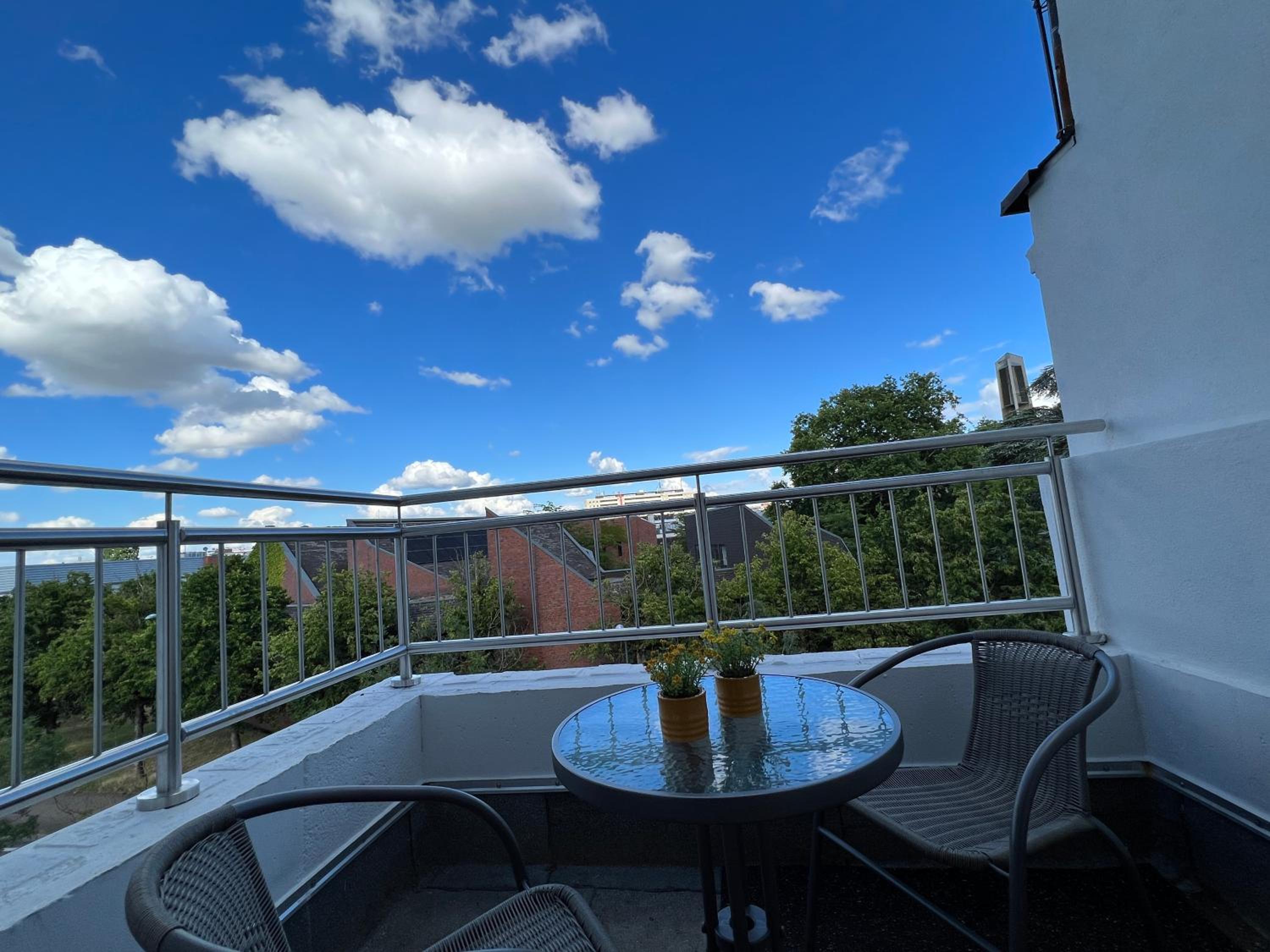 Apartment - Photo 25