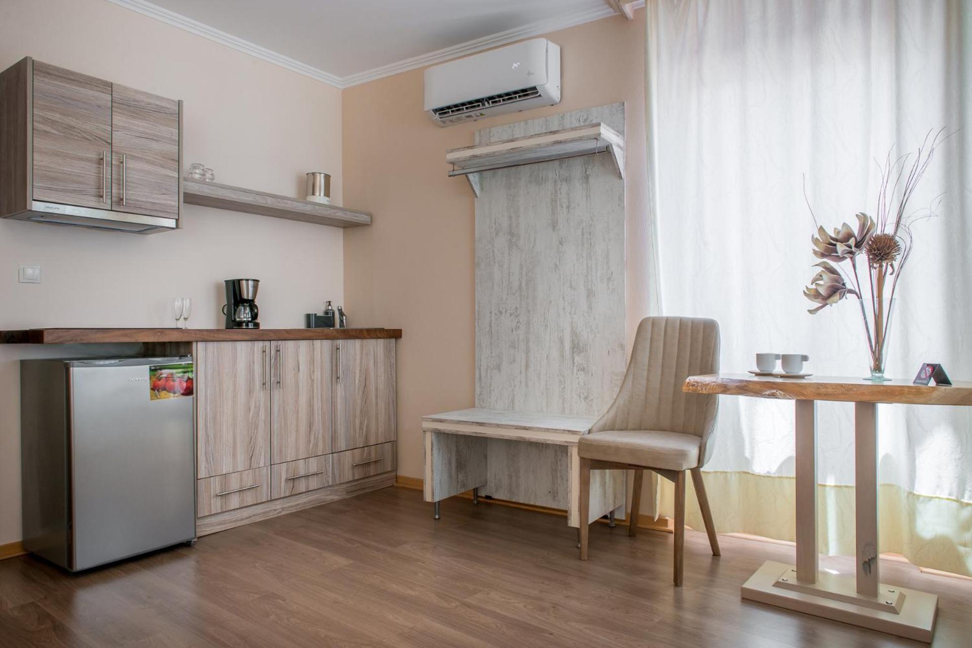 Suite with City View photo 3
