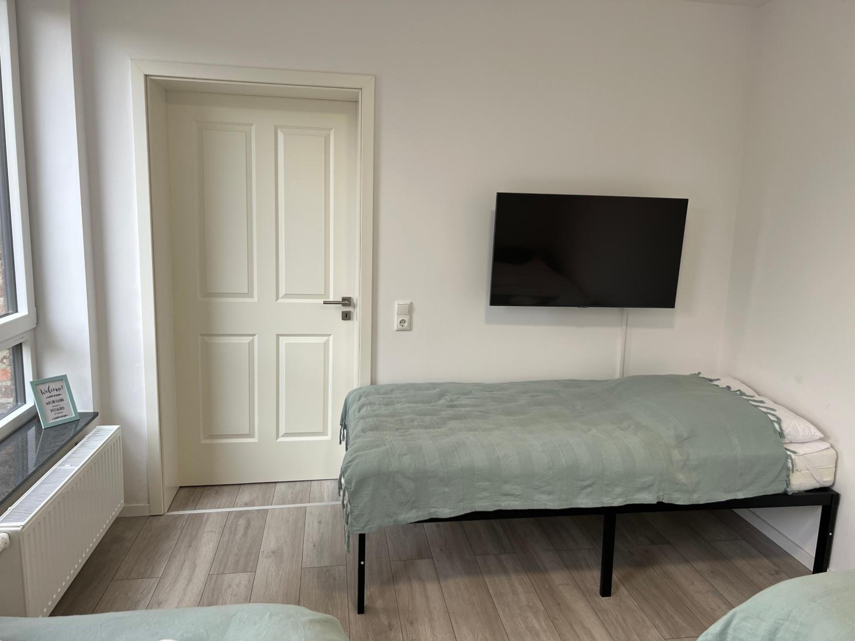 One-Bedroom Apartment - Photo 22