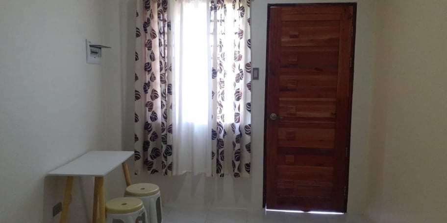 Apartment with Balcony photo 3