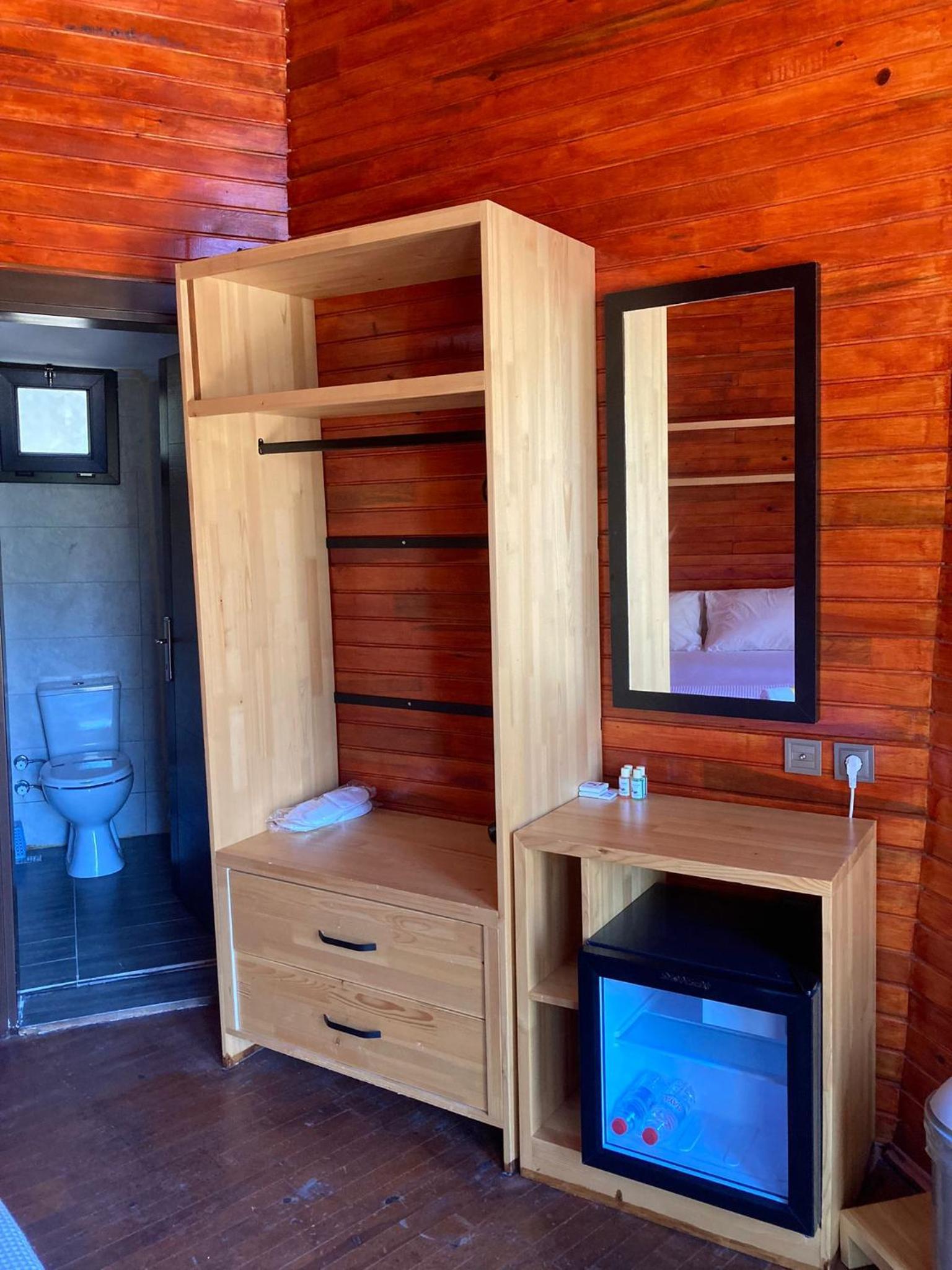 Double Room With Patio photo 1