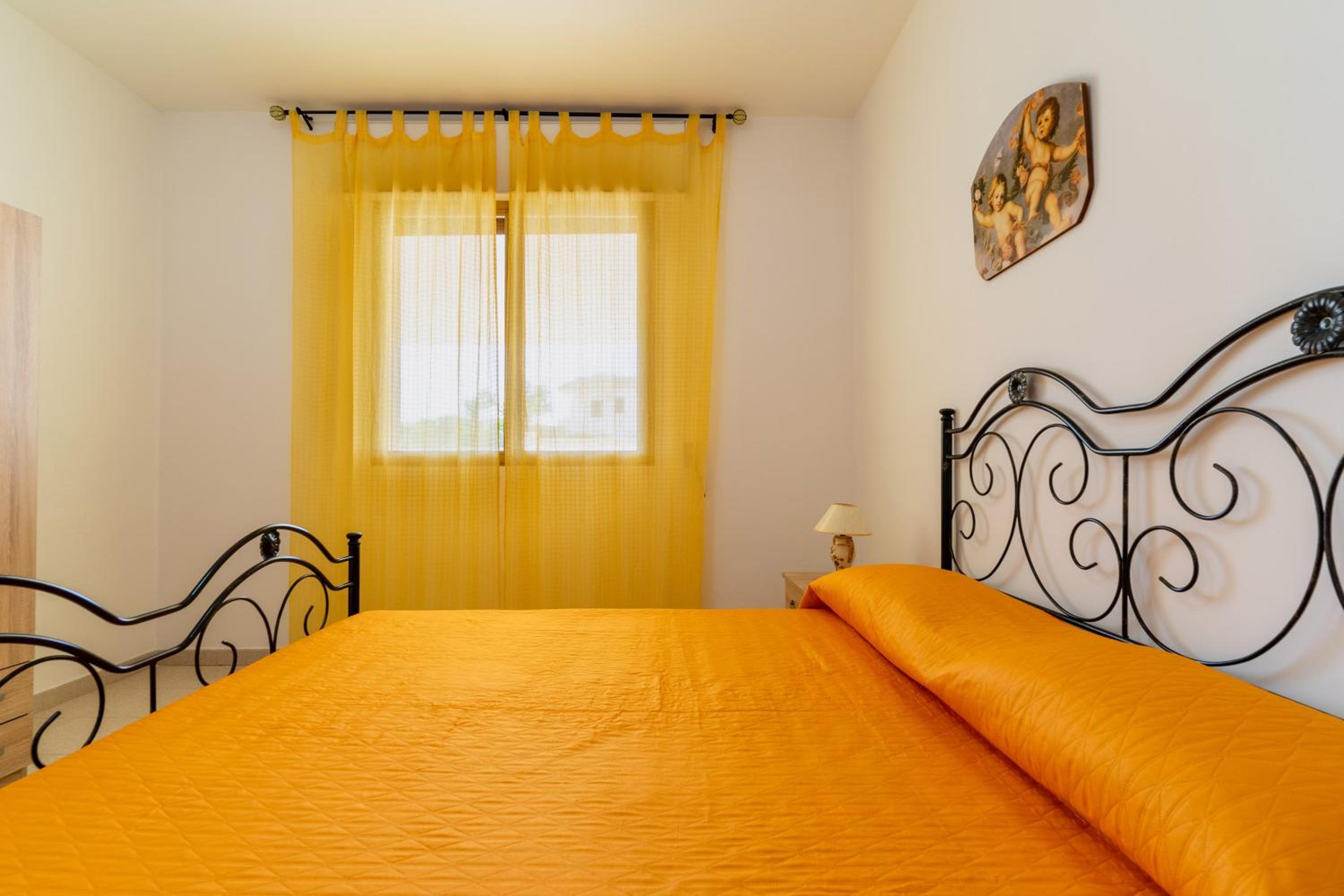 Two-Bedroom House photo 3