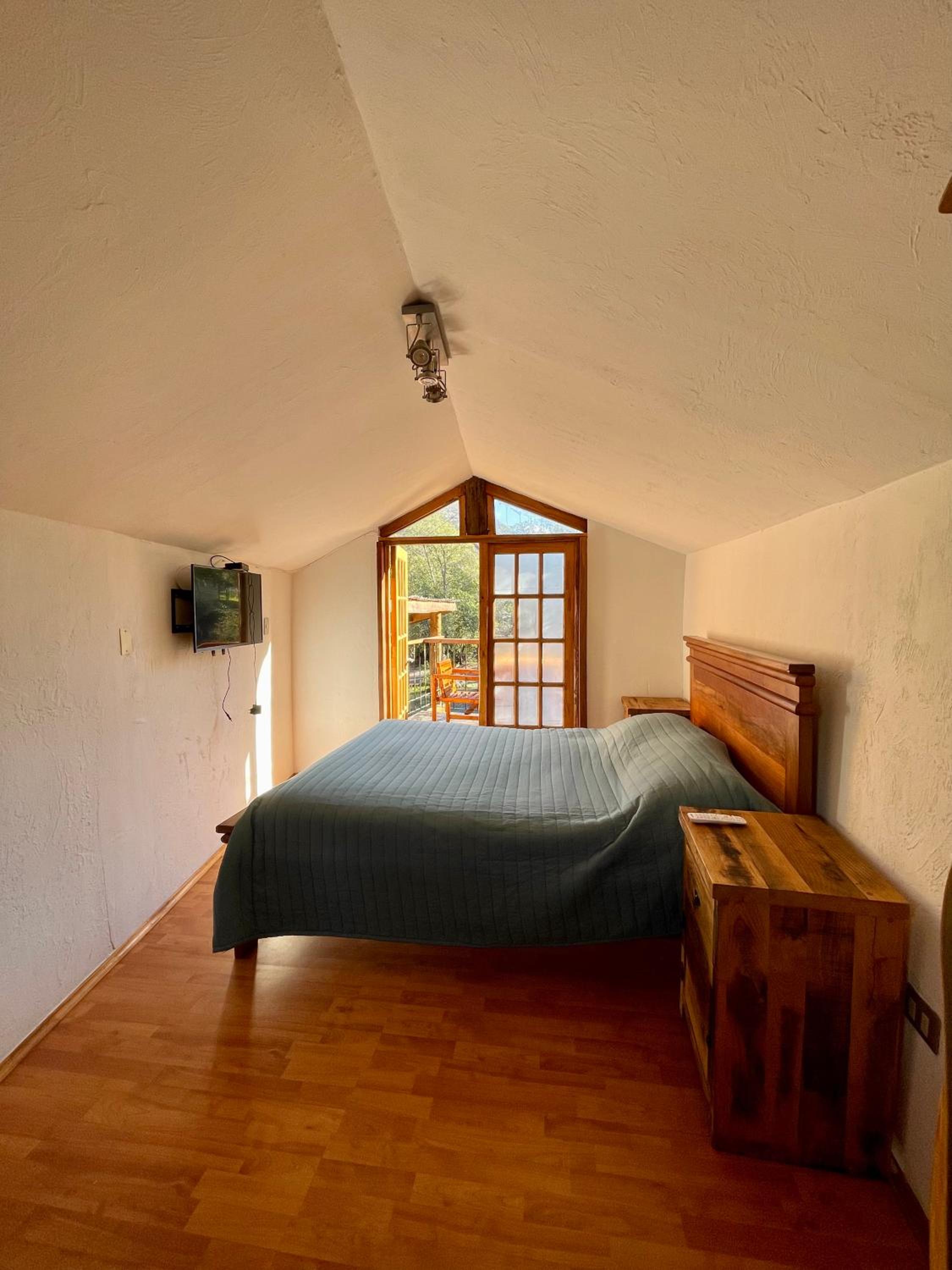 One-Bedroom House photo 2
