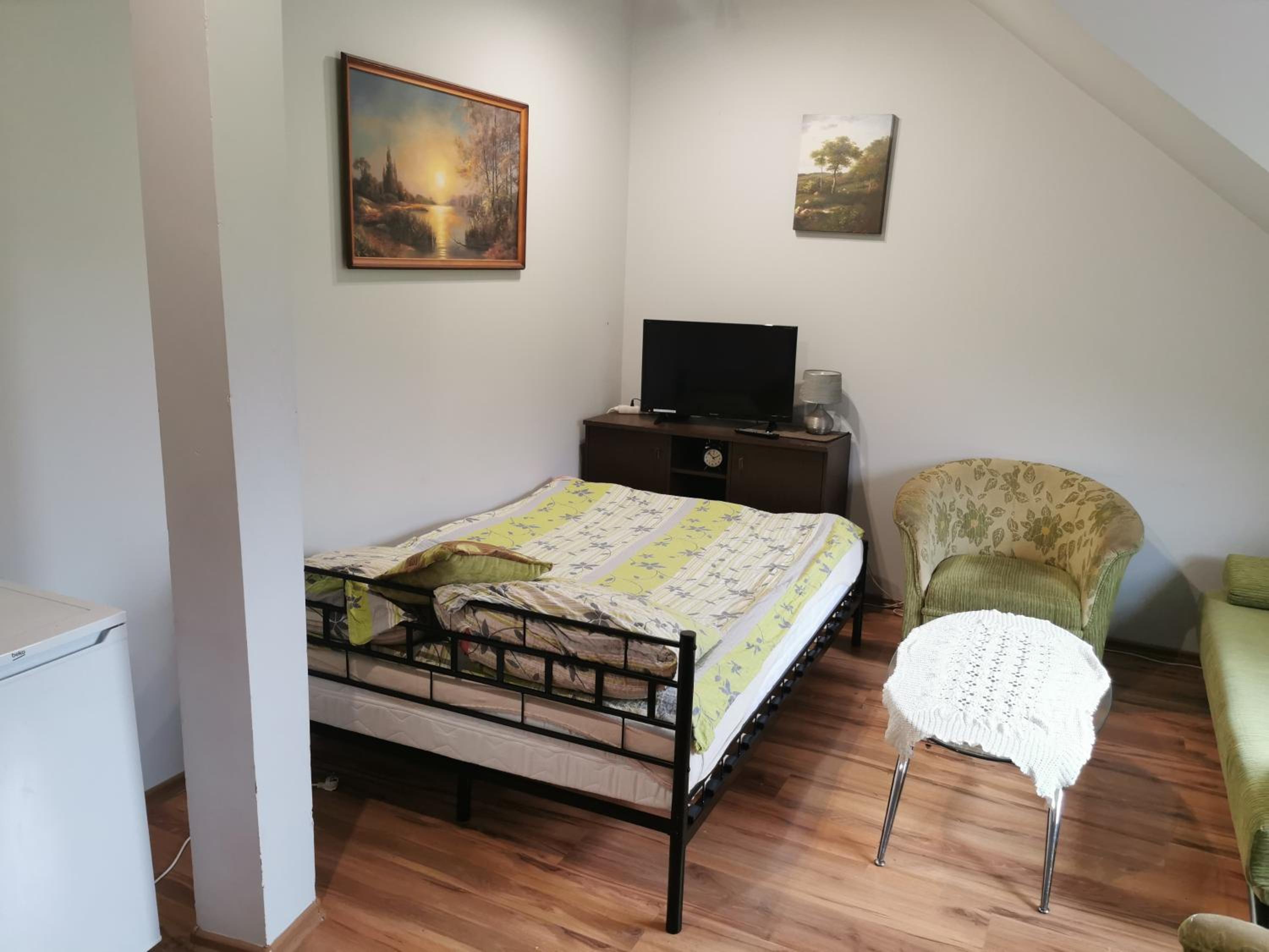 Triple Room with Private Bathroom photo 2