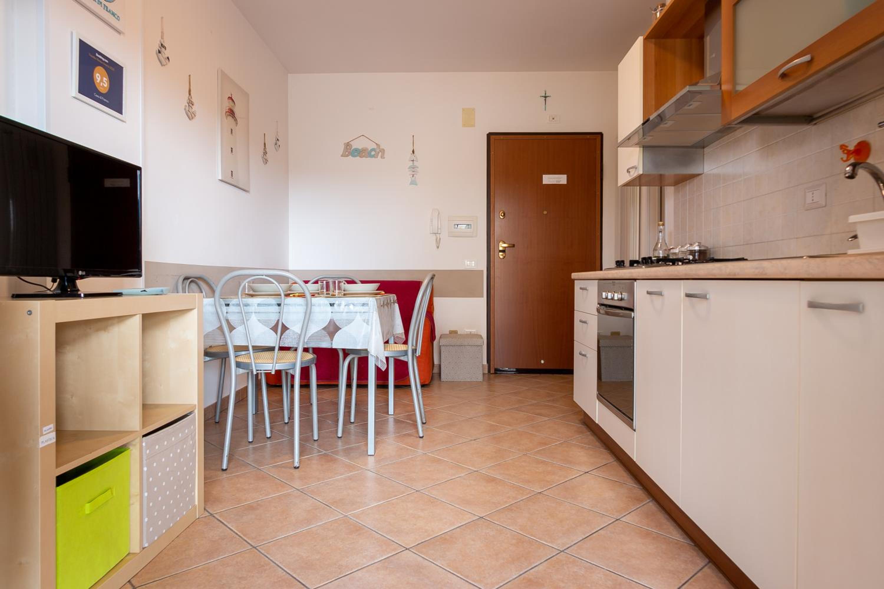 Apartment with Terrace photo 2