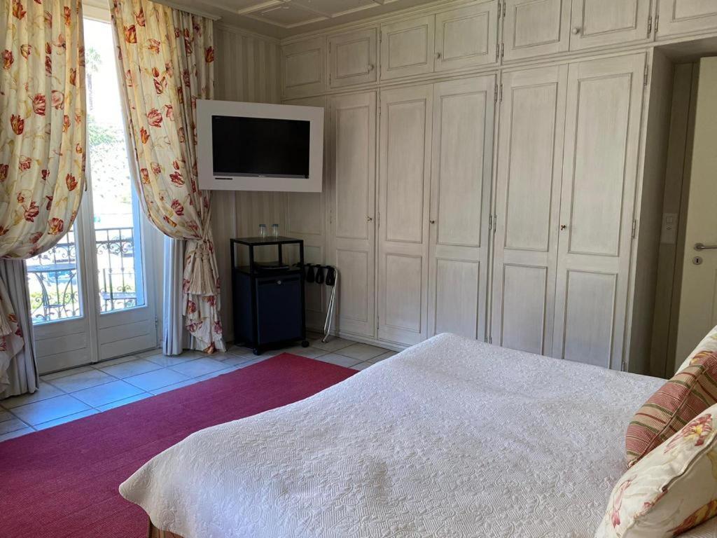 Large Double Room photo 1