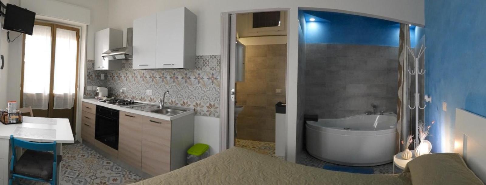 Studio Apartment with Sea View photo 1