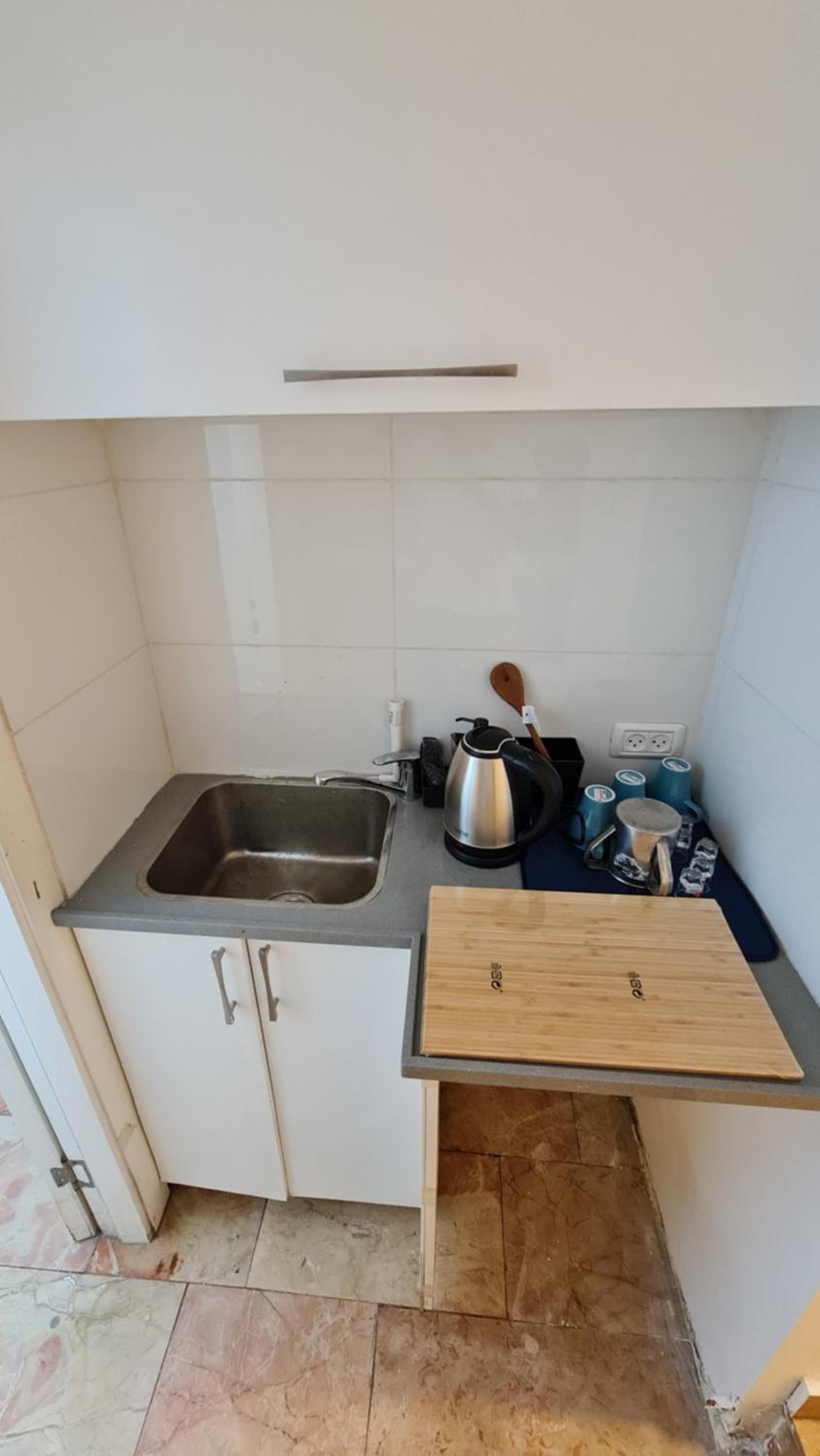 Suite - Photo 5