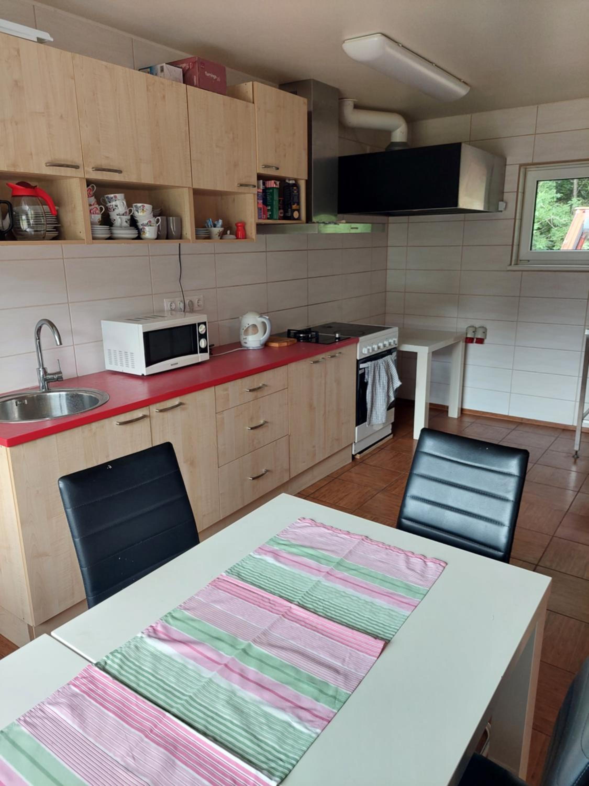 One-Bedroom House - Photo 3