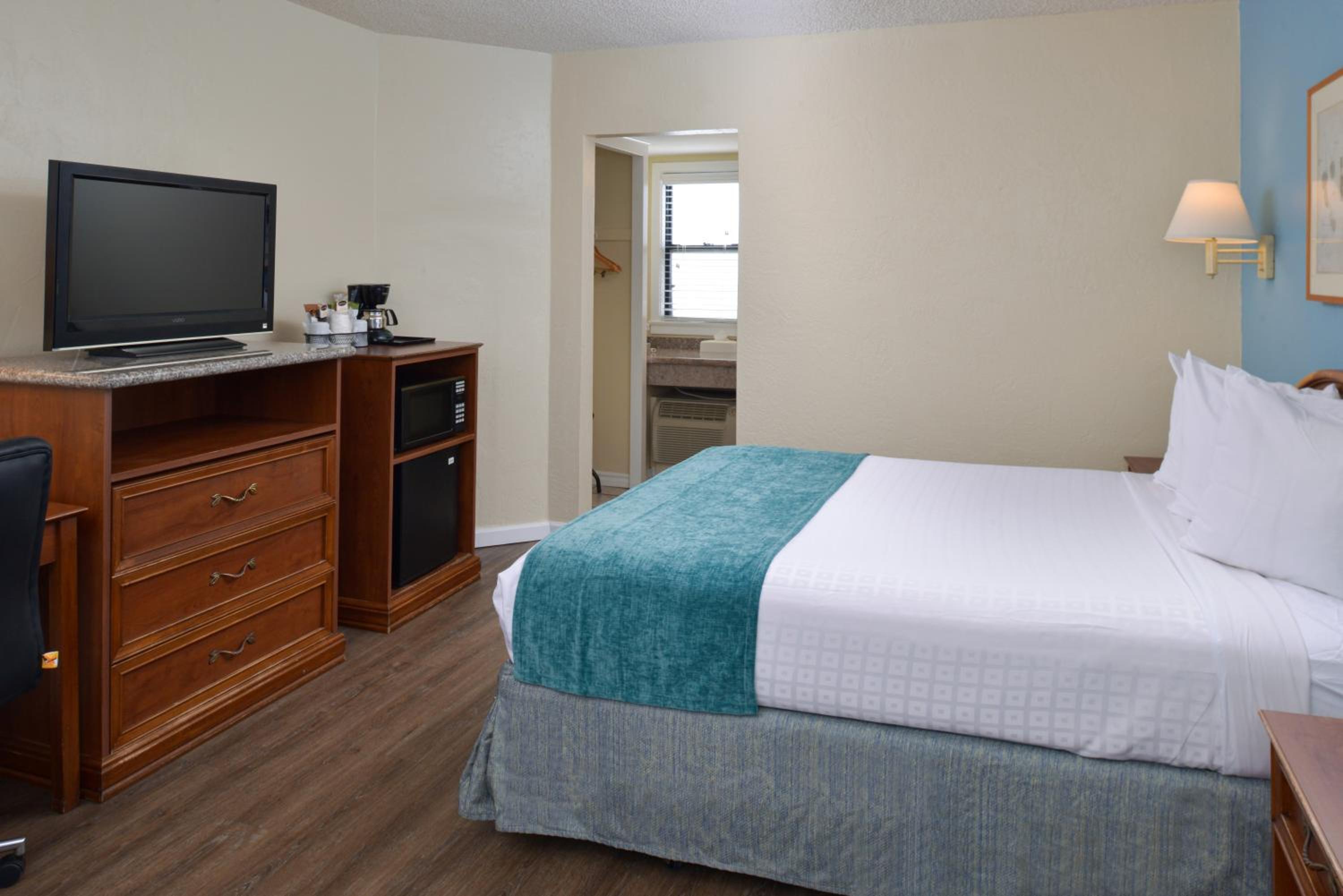 Queen Room - Photo 3