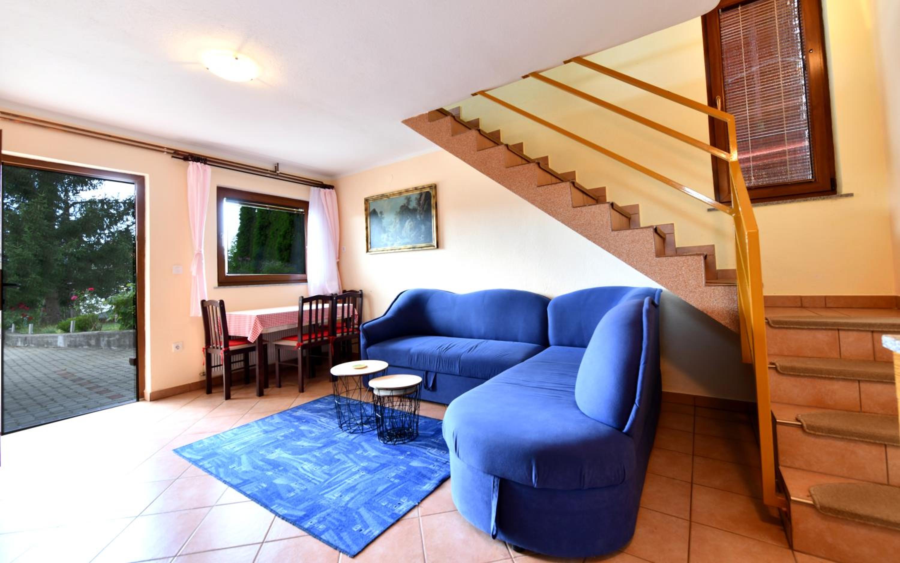 Apartment - Split Level photo 1