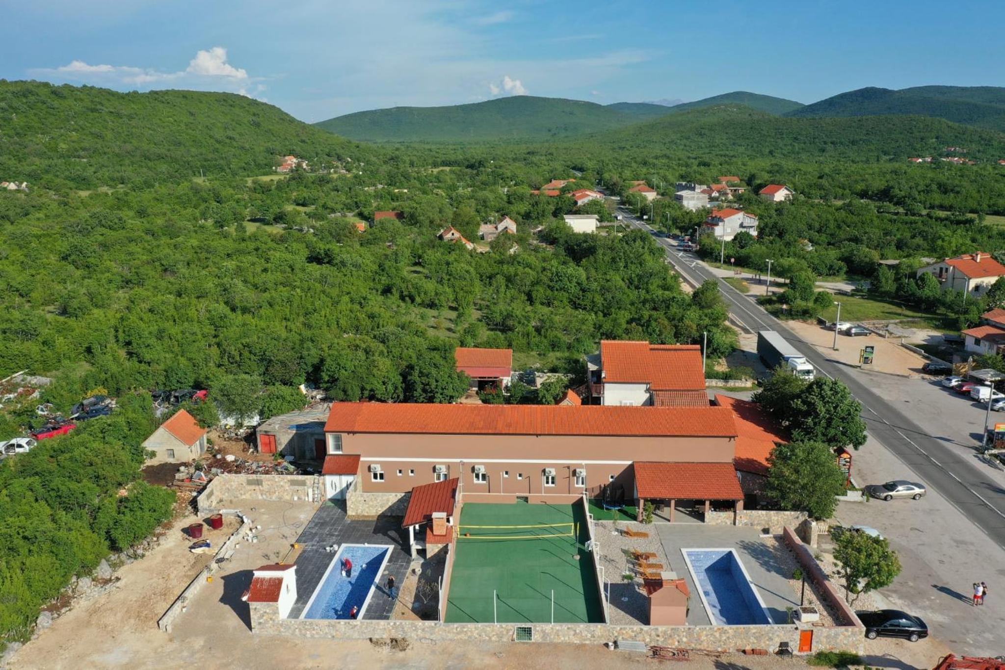 Villa photo 2