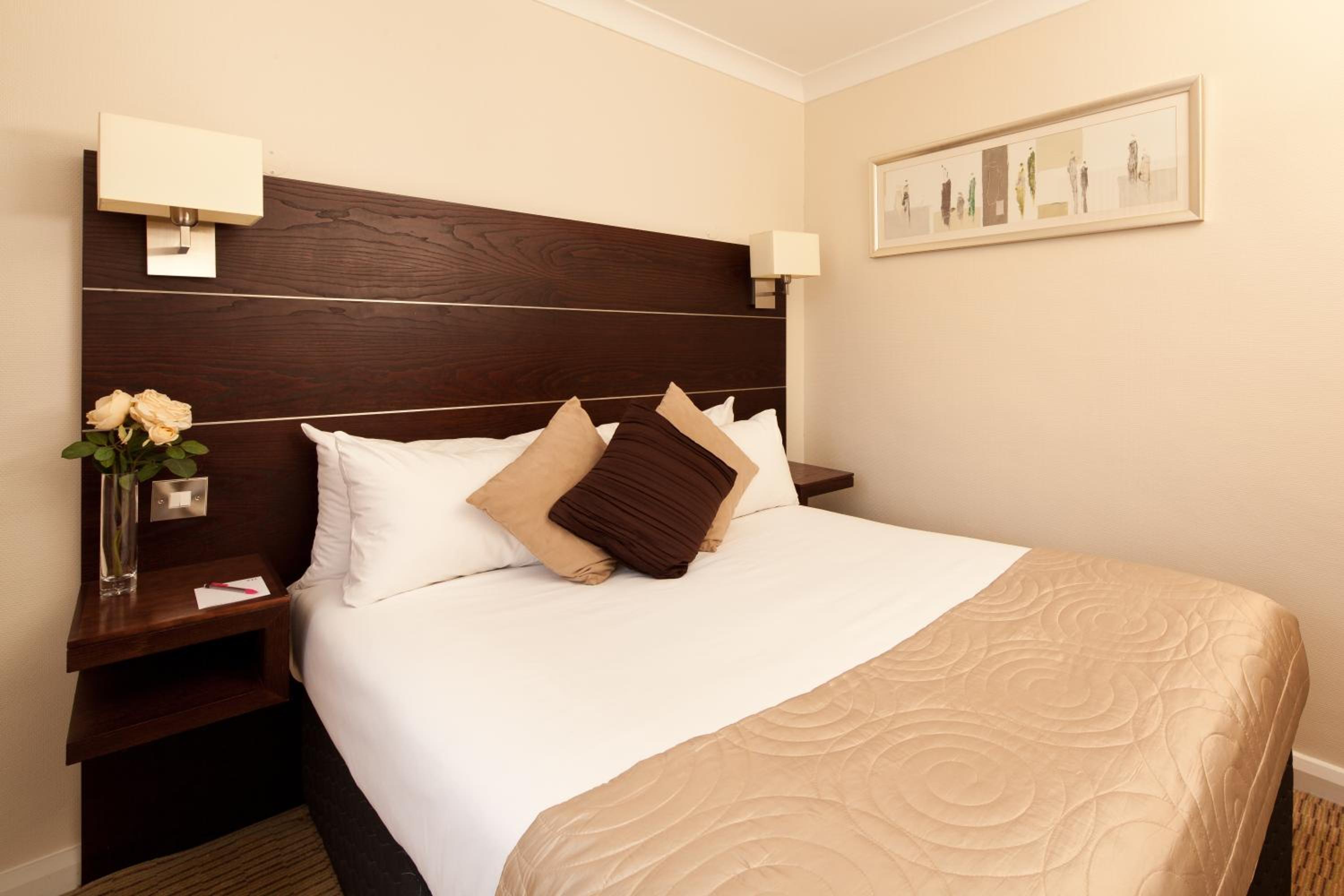 Classic Double Room - Photo 7