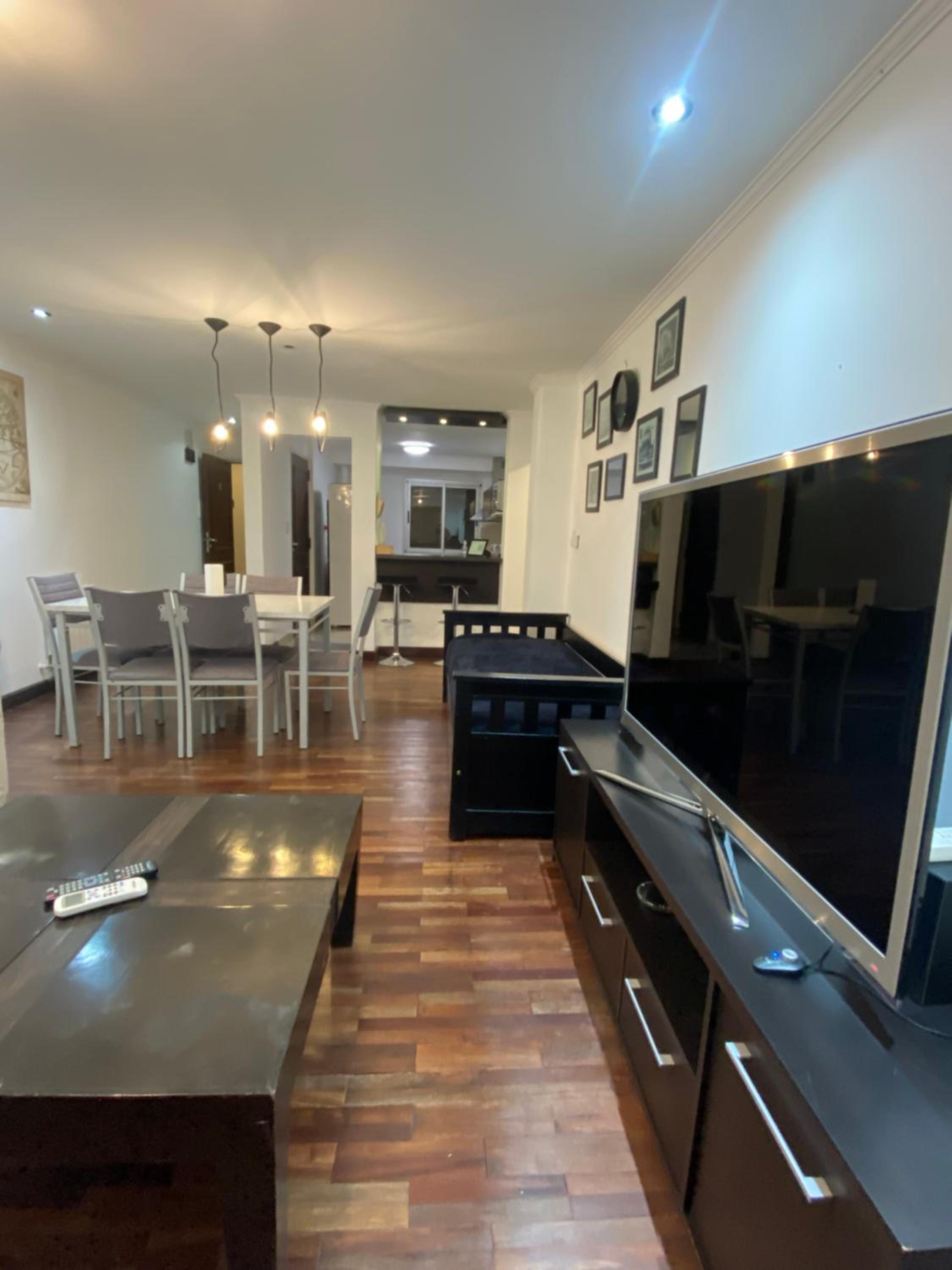 Apartment photo 2