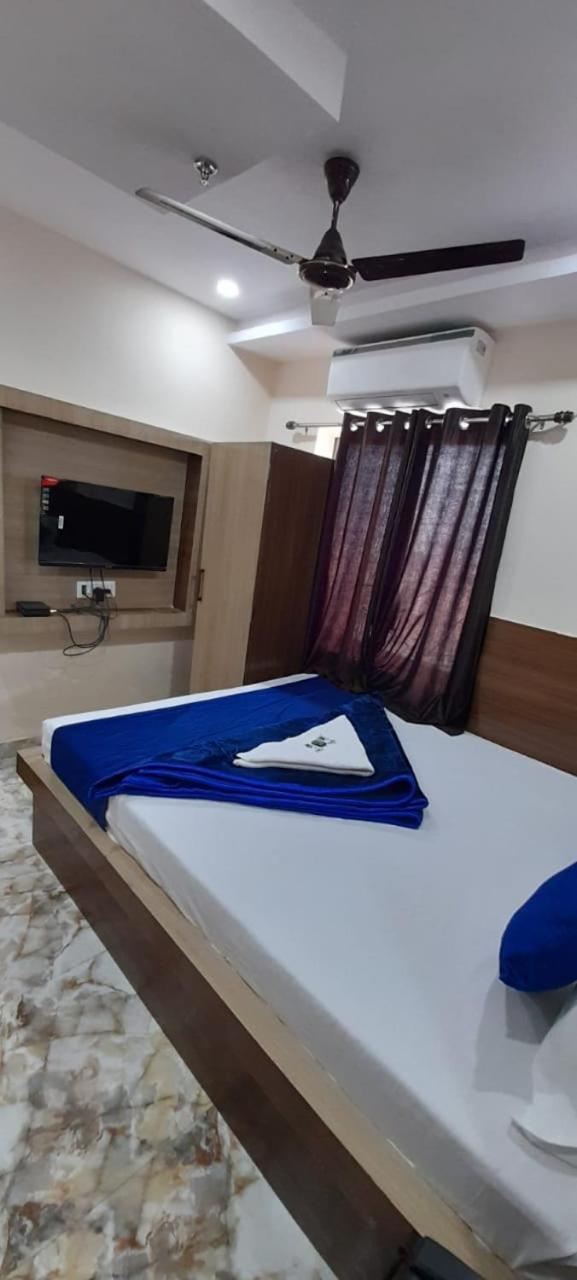 Standard Double Room - Photo 10