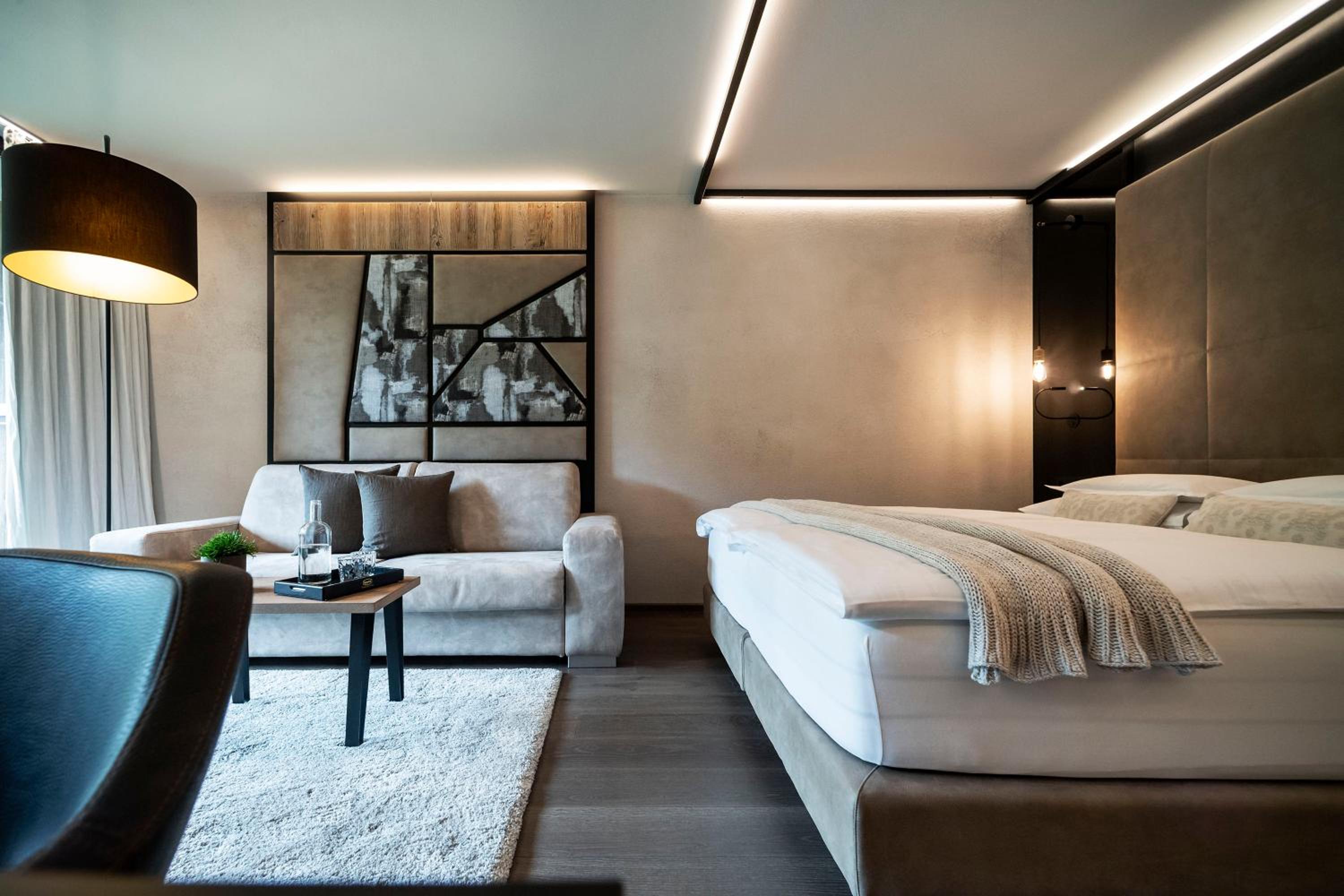 Superior Twin Room with Garden View - Photo 3