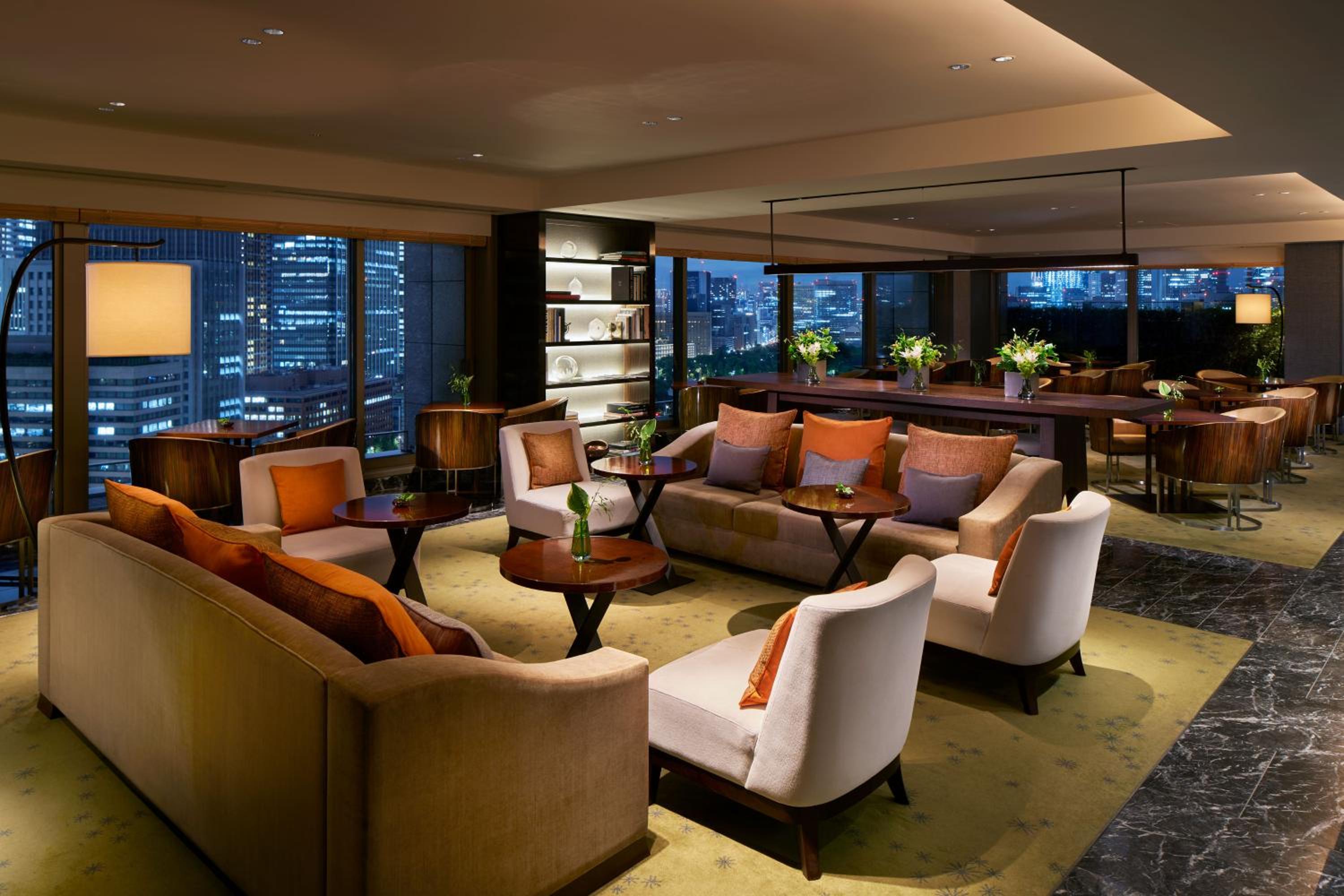 Club Deluxe King Room - Photo 4